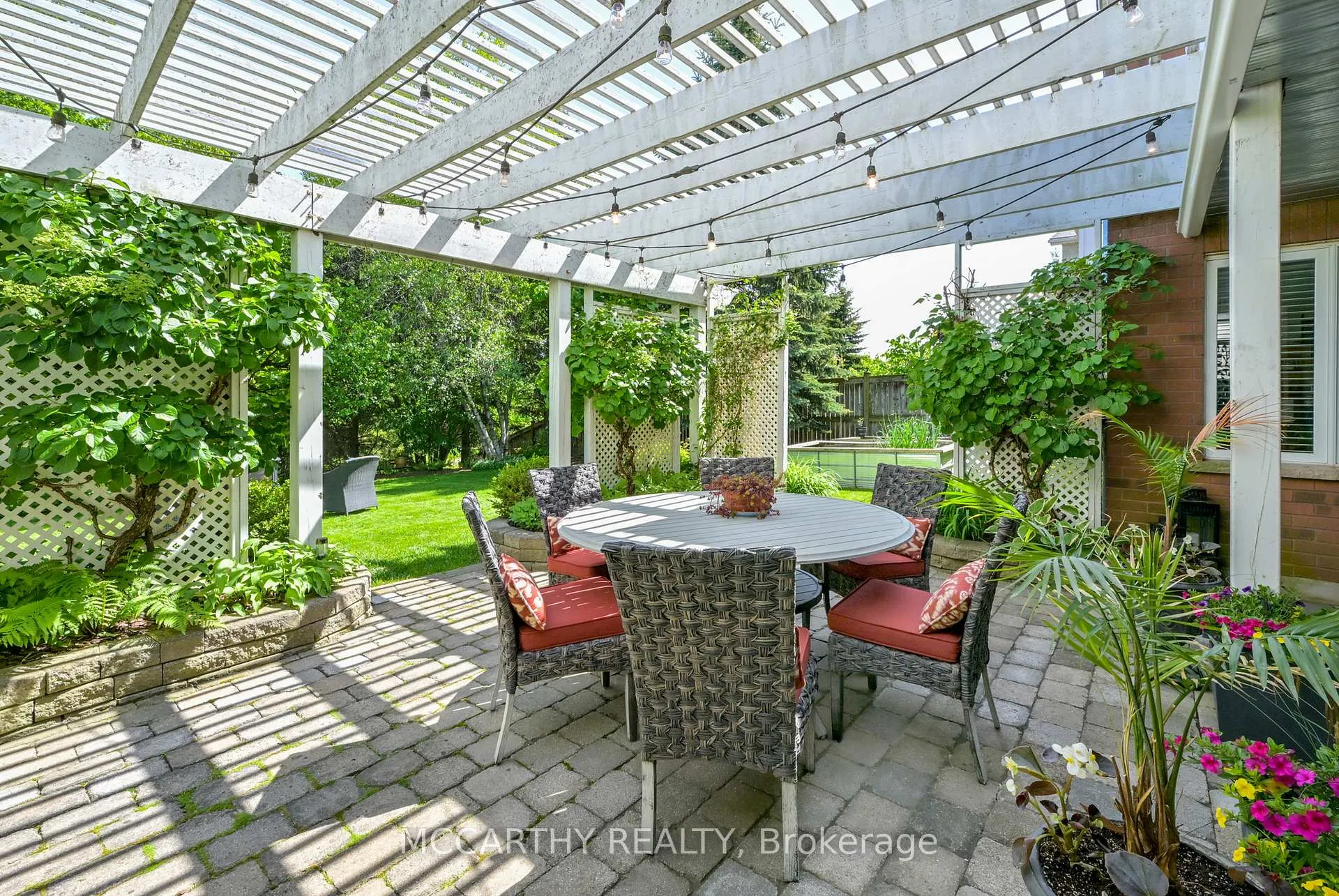 Photo 38 of 26 Chapman Road, Orangeville — HOMEH