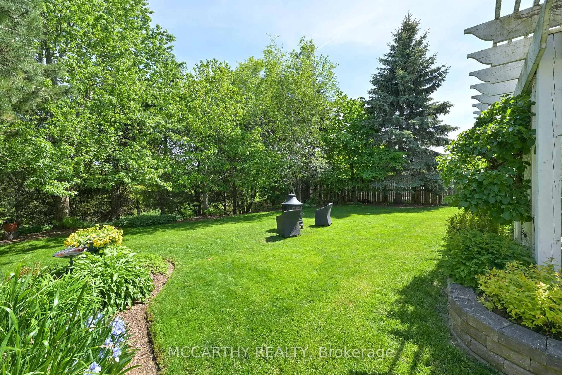Photo 43 of 26 Chapman Road, Orangeville — HOMEH