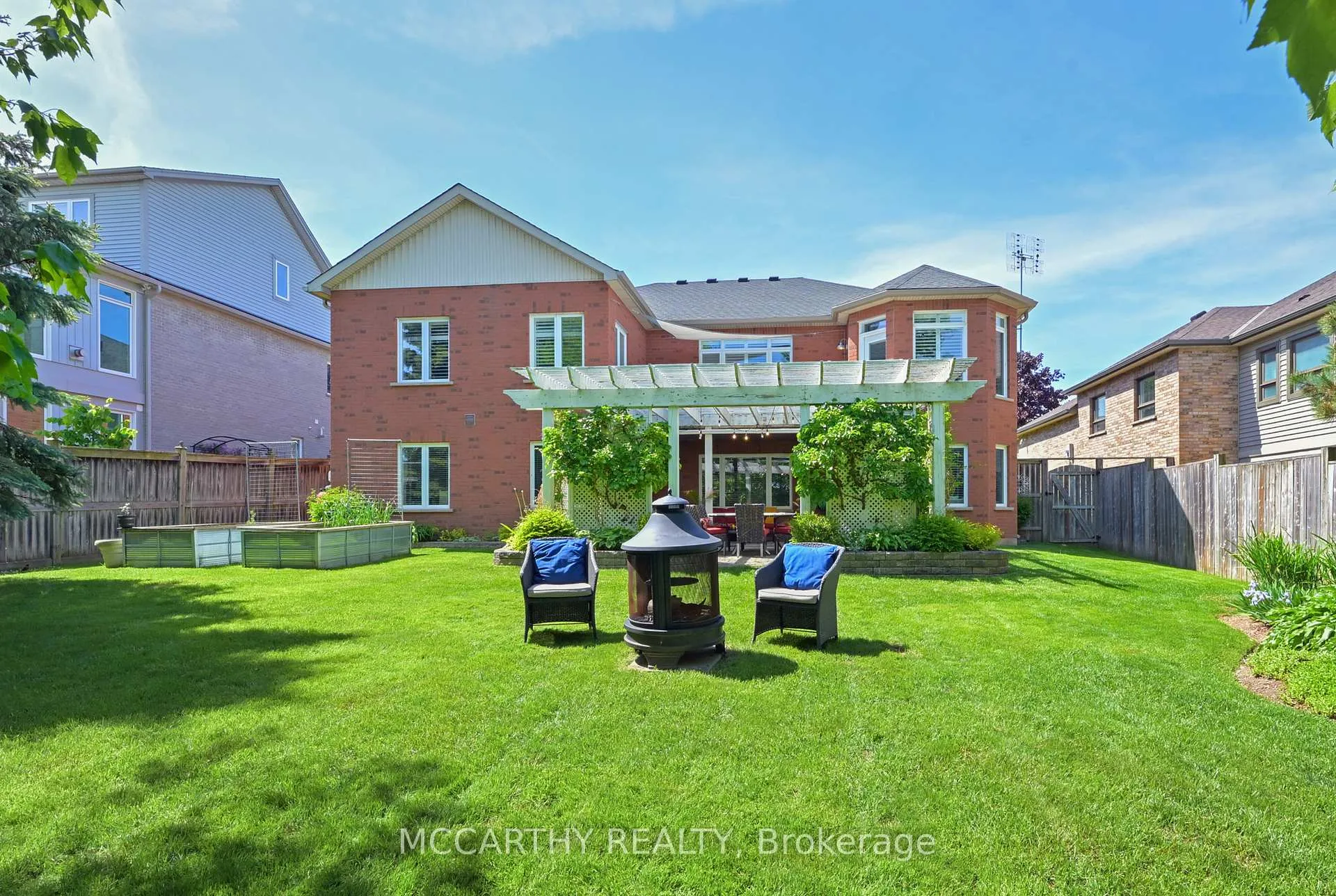 Photo 44 of 26 Chapman Road, Orangeville — HOMEH