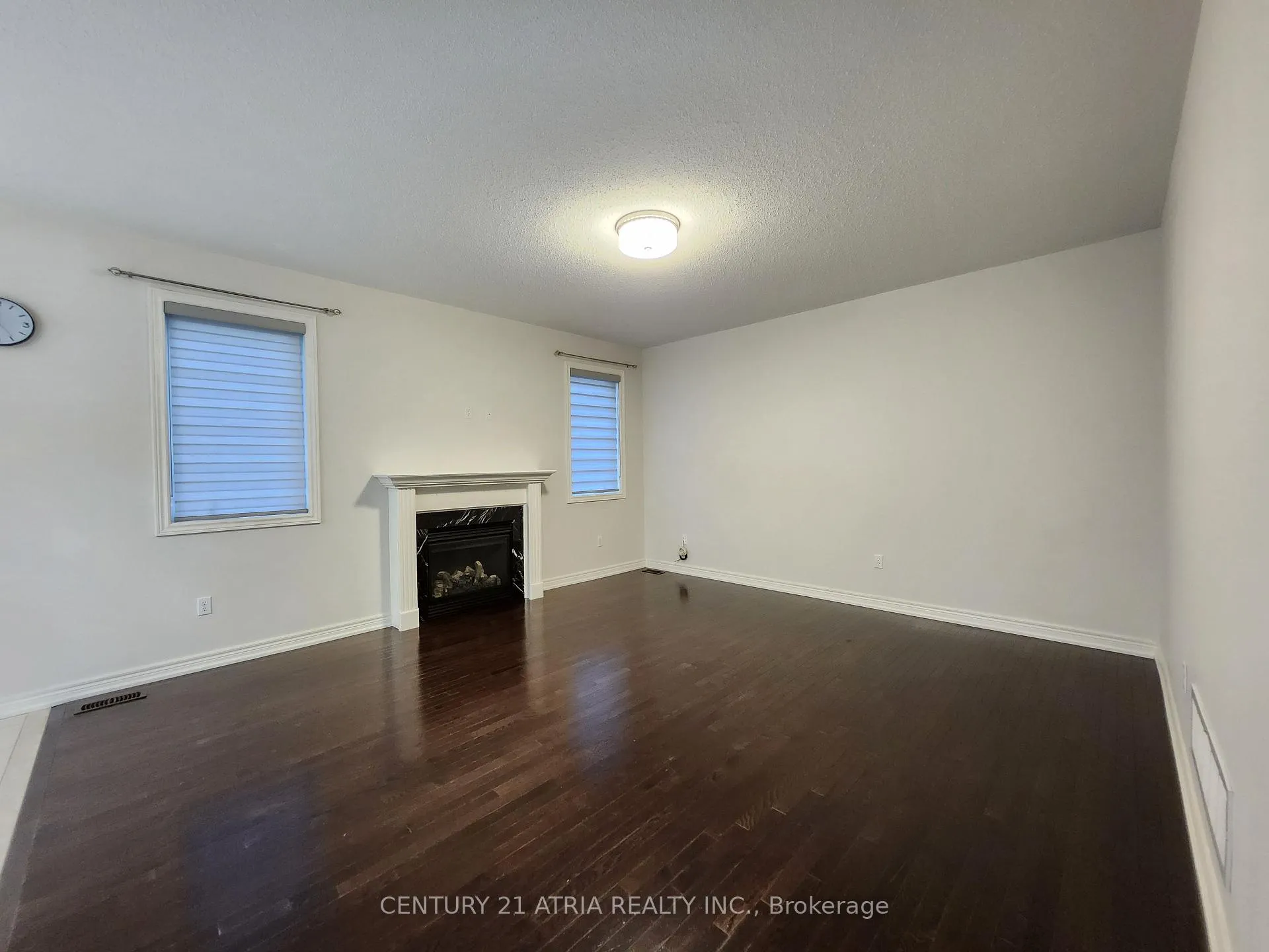 Photo 1 of 1237 Atkins Drive, Newmarket, Stonehaven-Wyndham — HOMEH