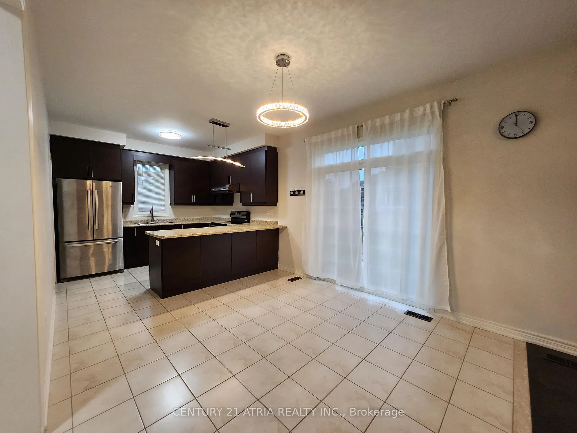 Photo 5 of 1237 Atkins Drive, Newmarket, Stonehaven-Wyndham — HOMEH