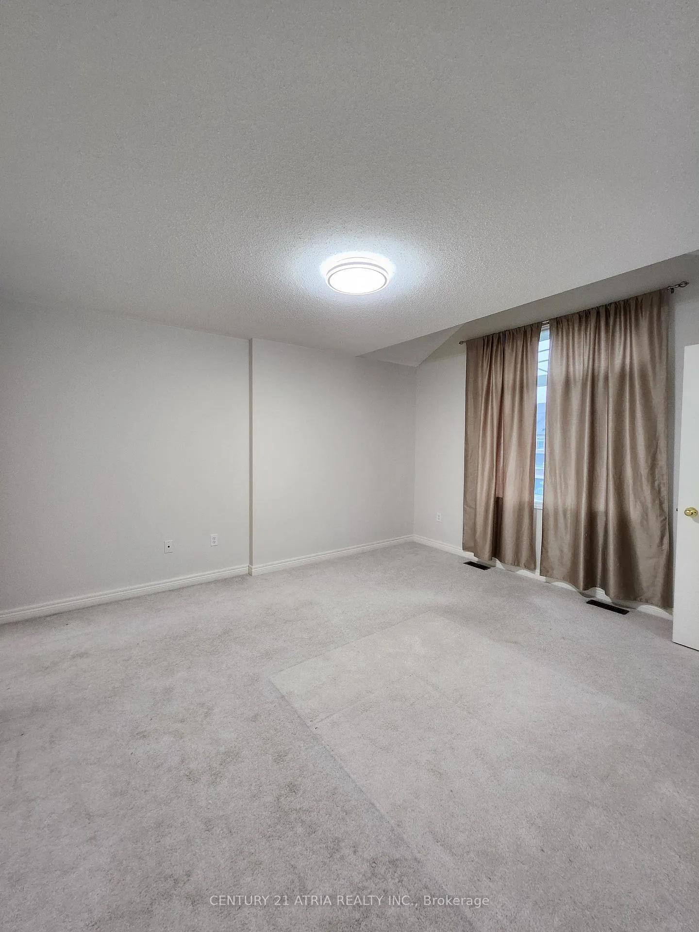 Photo 18 of 1237 Atkins Drive, Newmarket, Stonehaven-Wyndham — HOMEH