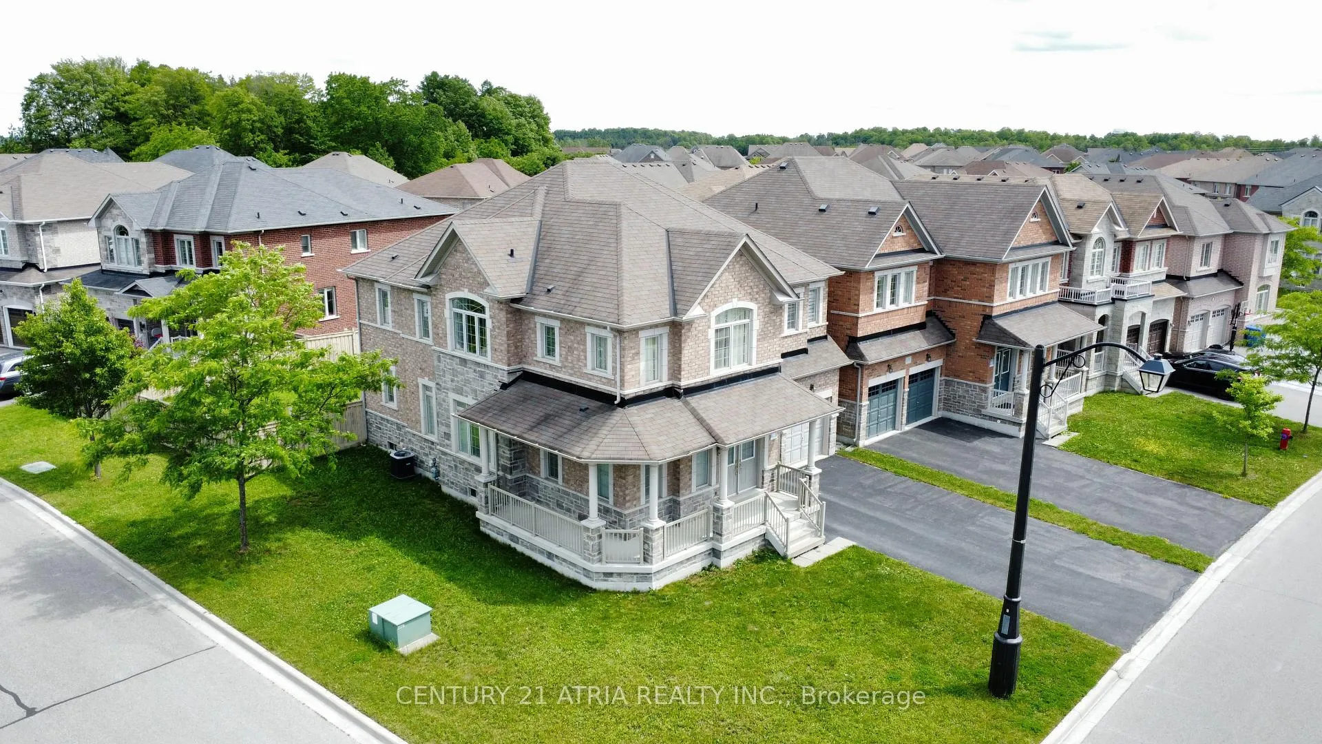 Photo 29 of 1237 Atkins Drive, Newmarket, Stonehaven-Wyndham — HOMEH