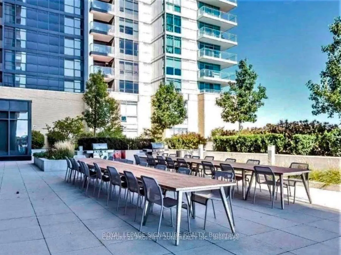 Front of Unit 303, 33 Singer Court