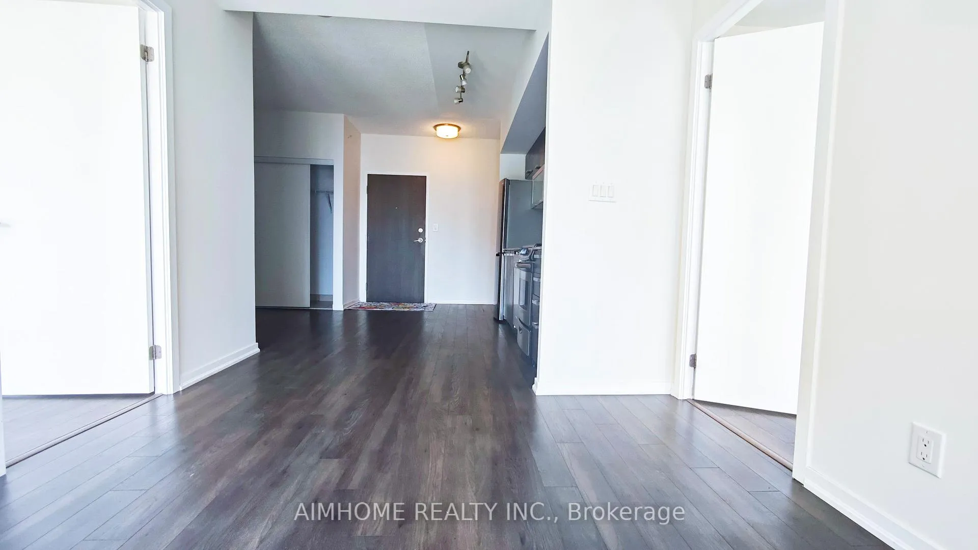 Photo 2 of Unit 1107, 68 Abell Street, Toronto, Little Portugal — HOMEH