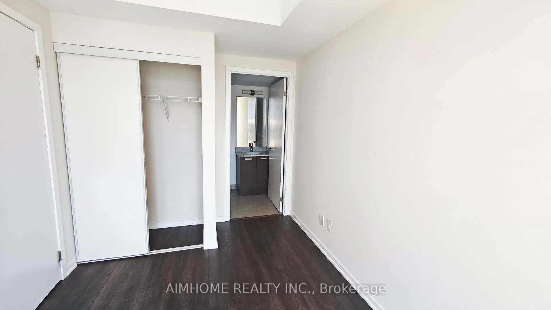 Photo 7 of Unit 1107, 68 Abell Street, Toronto, Little Portugal — HOMEH
