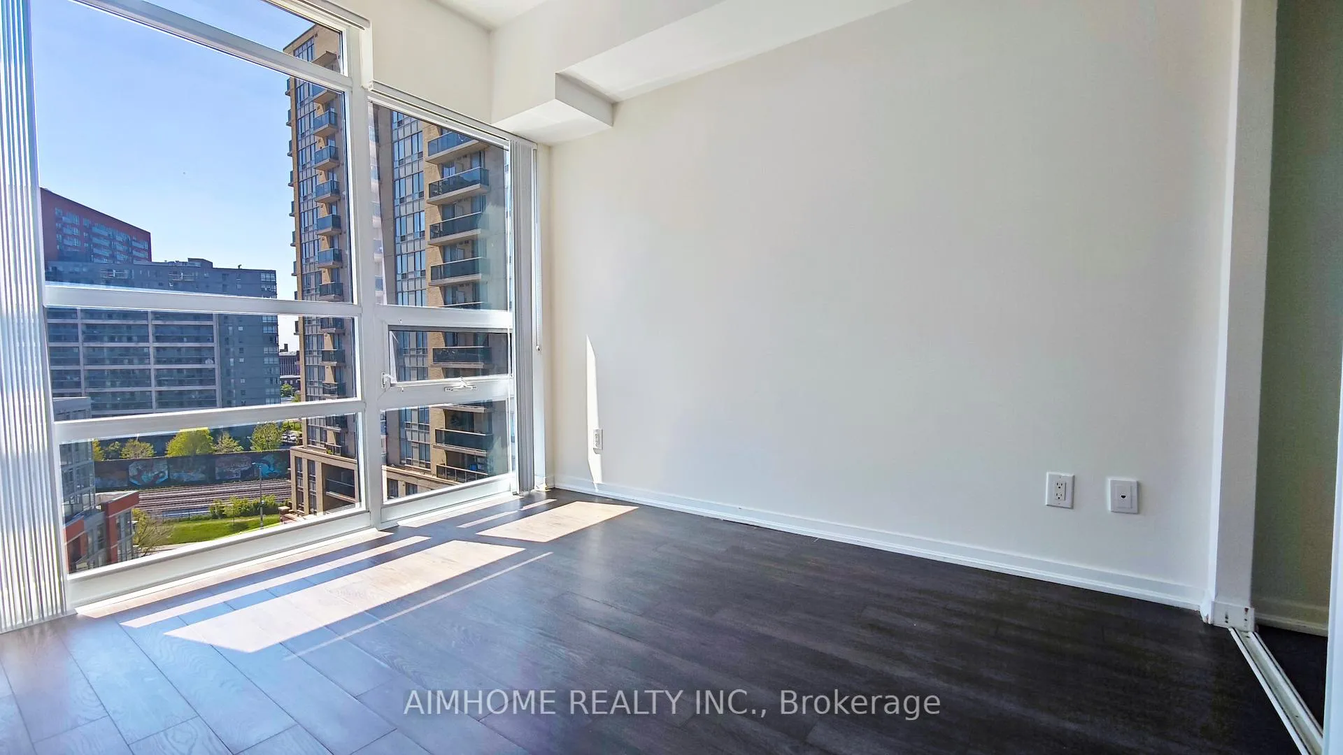 Photo 9 of Unit 1107, 68 Abell Street, Toronto, Little Portugal — HOMEH