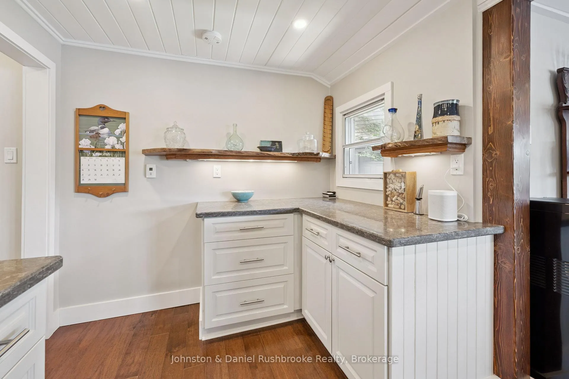 Photo 14 of 1164 Morrison Lake Road South, Gravenhurst, Wood (Gravenhurst) — HOMEH