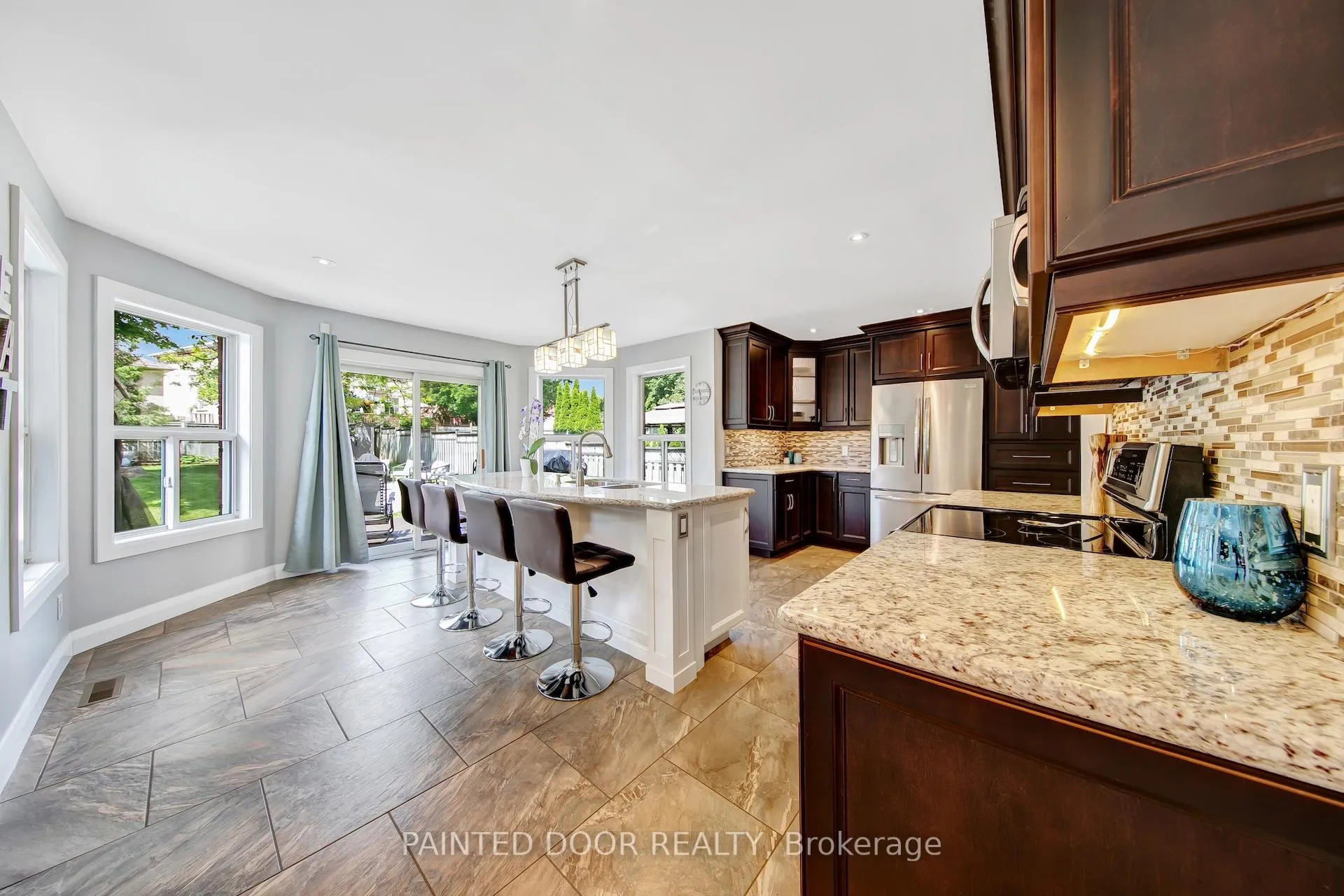 Photo 6 of 96 Ward Drive, Barrie, Painswick South — HOMEH