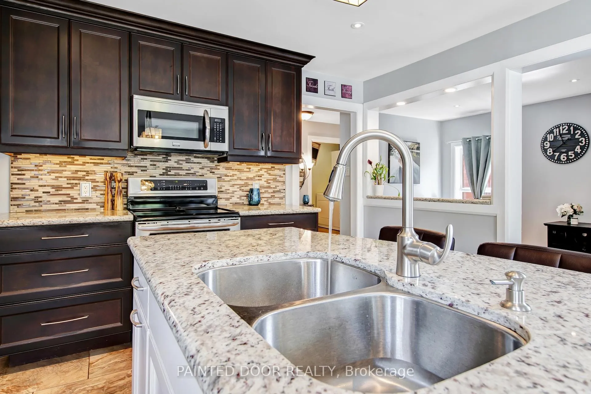 Photo 9 of 96 Ward Drive, Barrie, Painswick South — HOMEH