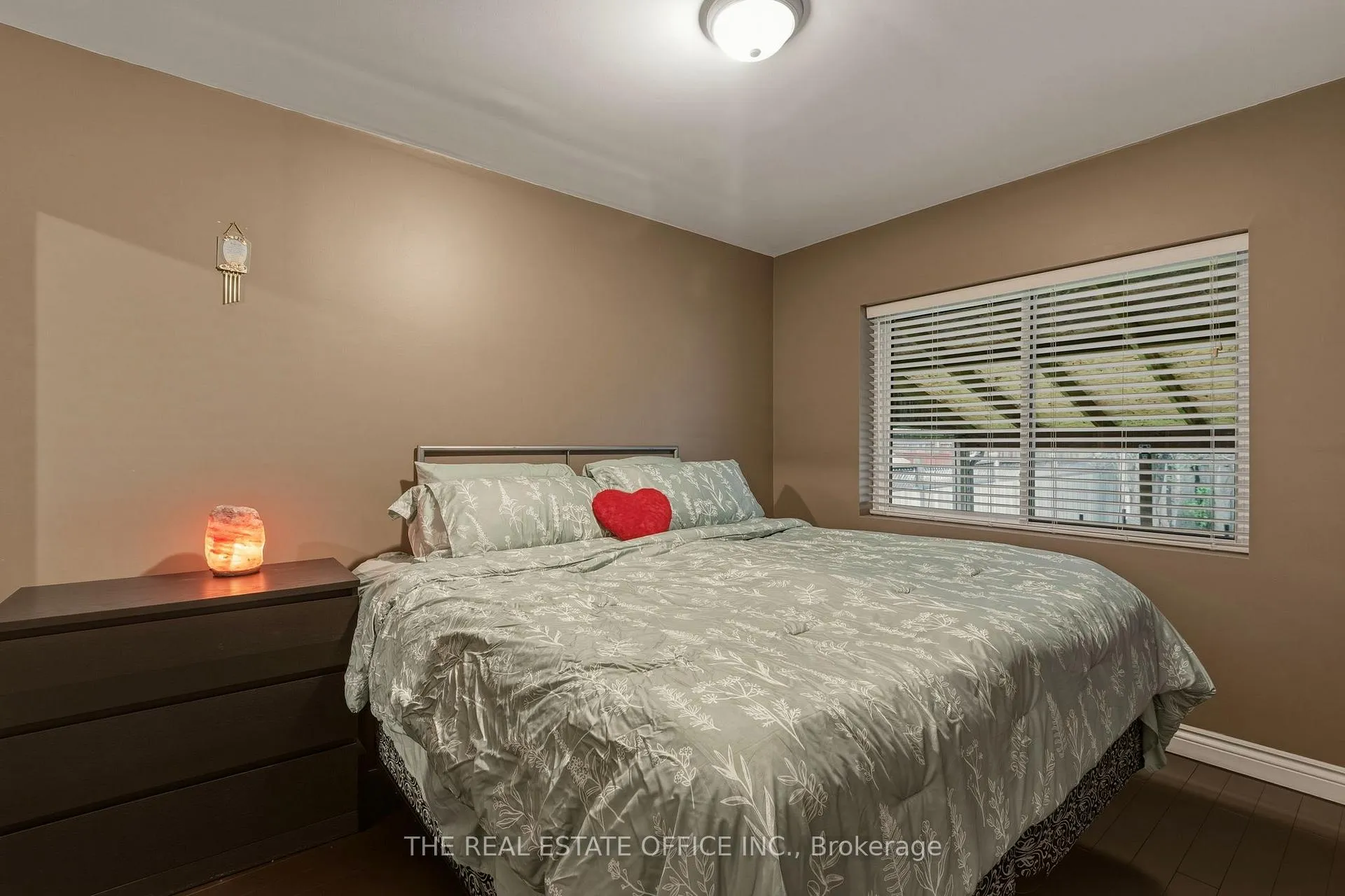 Photo 23 of 51 Gilroy Drive, Scarborough, Dorset Park — HOMEH