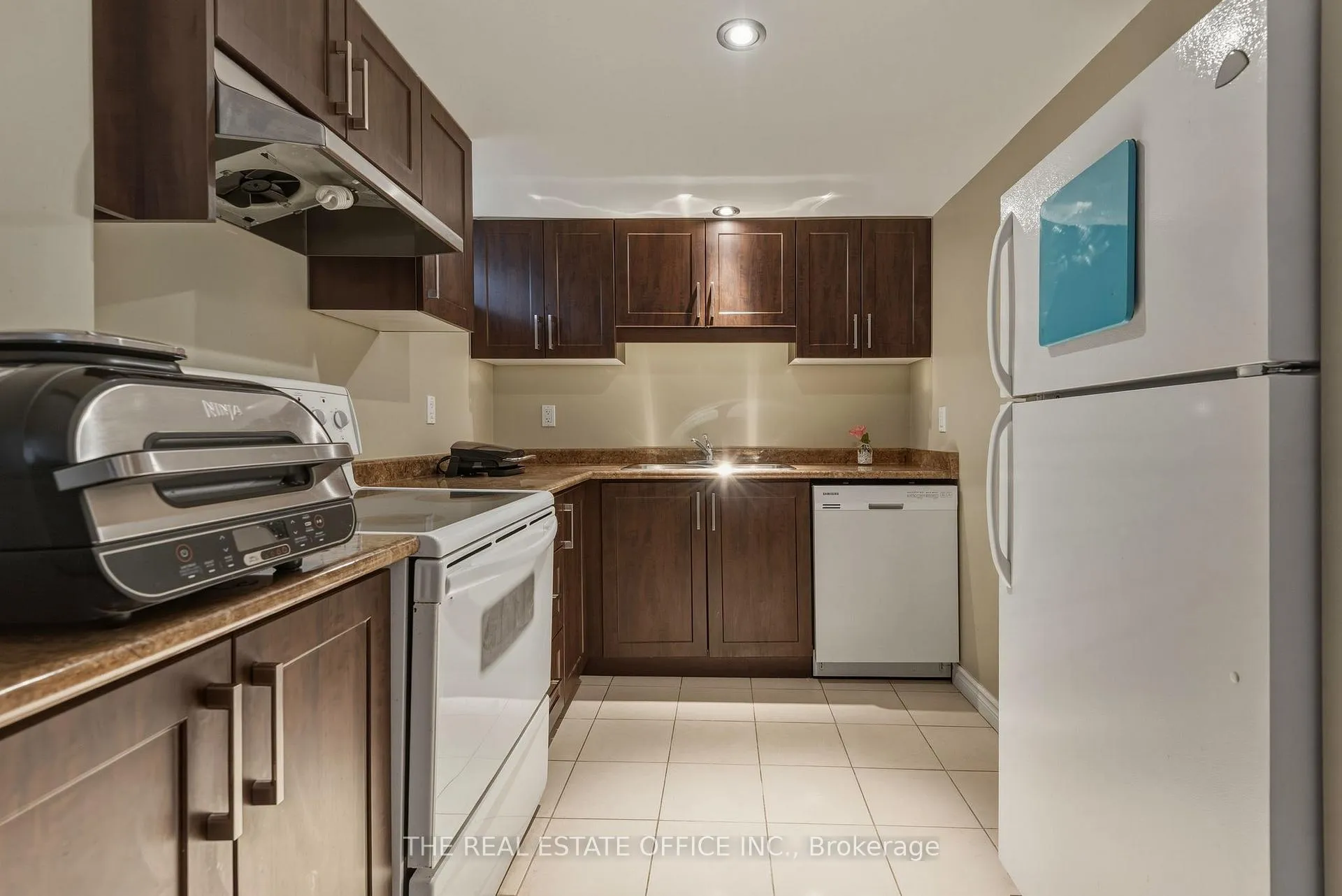 Photo 34 of 51 Gilroy Drive, Scarborough, Dorset Park — HOMEH
