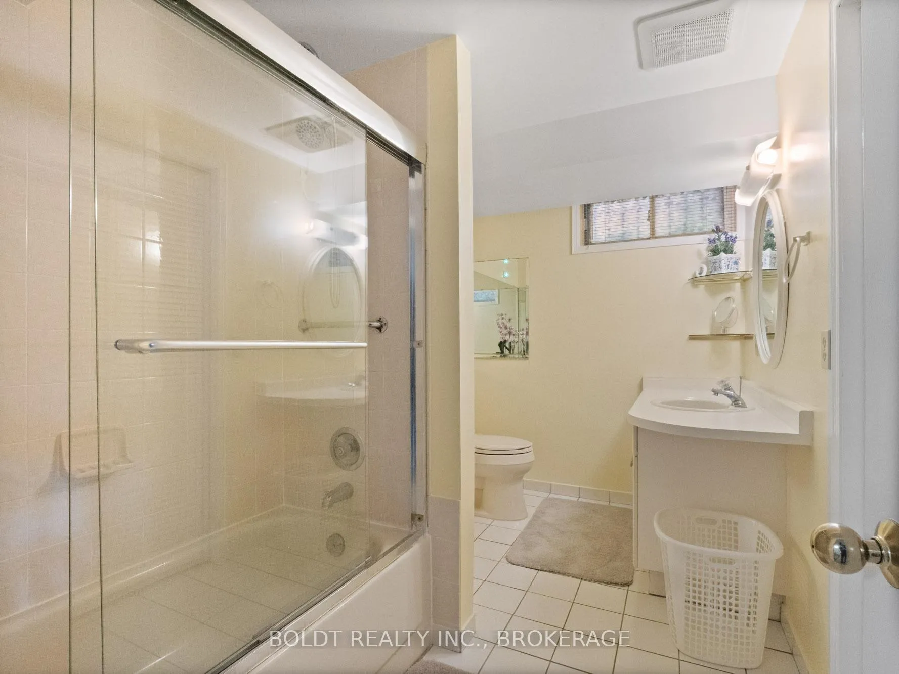 Photo 15 of Unit LOWER, 2 Kenworth Drive, St. Catharines, Carlton/Bunting — HOMEH