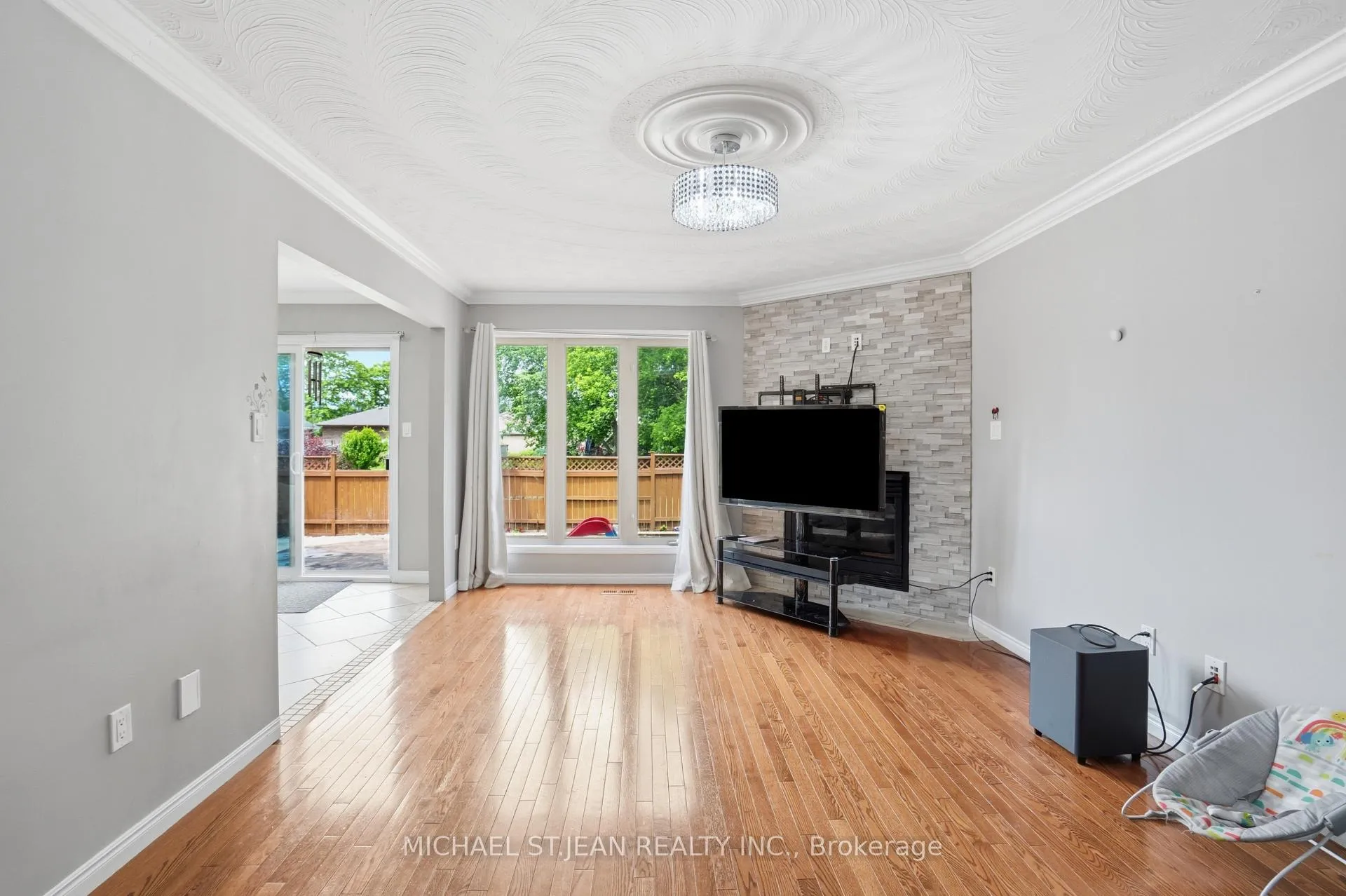 Photo 21 of 111 Aubrey Avenue, Hamilton, Stoney Creek Mountain — HOMEH
