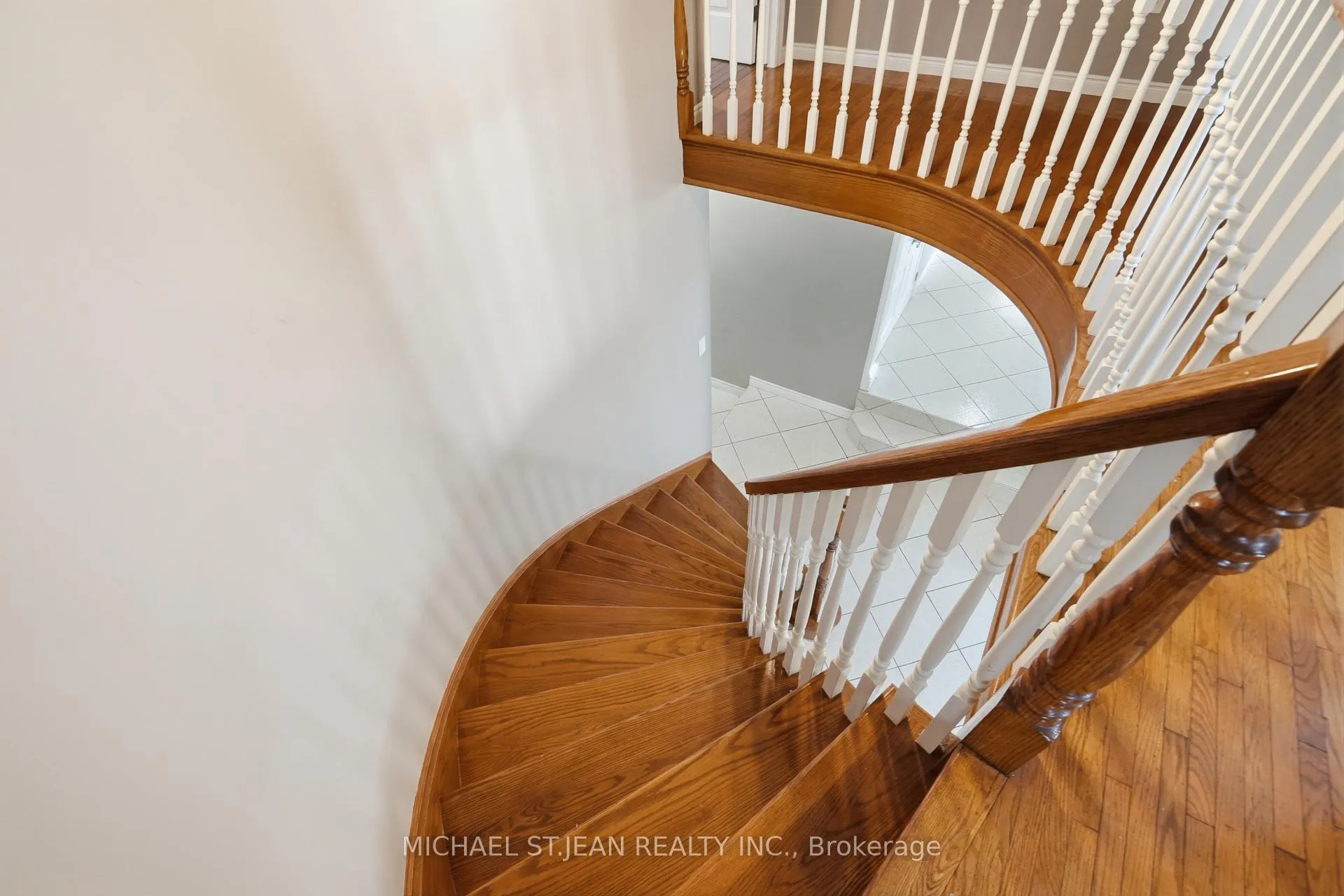 Photo 25 of 111 Aubrey Avenue, Hamilton, Stoney Creek Mountain — HOMEH