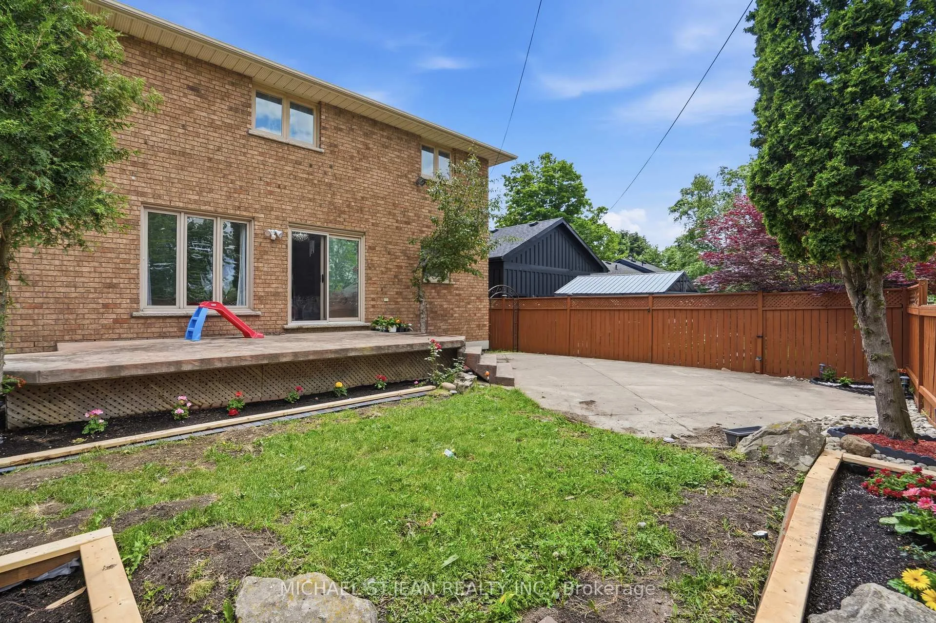 Photo 47 of 111 Aubrey Avenue, Hamilton, Stoney Creek Mountain — HOMEH