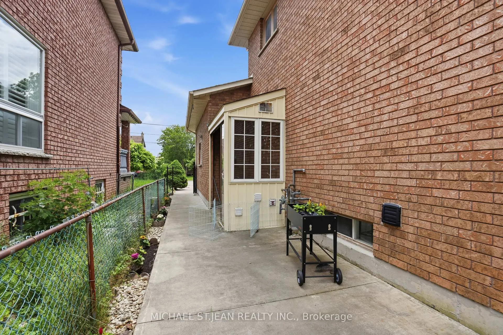 Photo 49 of 111 Aubrey Avenue, Hamilton, Stoney Creek Mountain — HOMEH