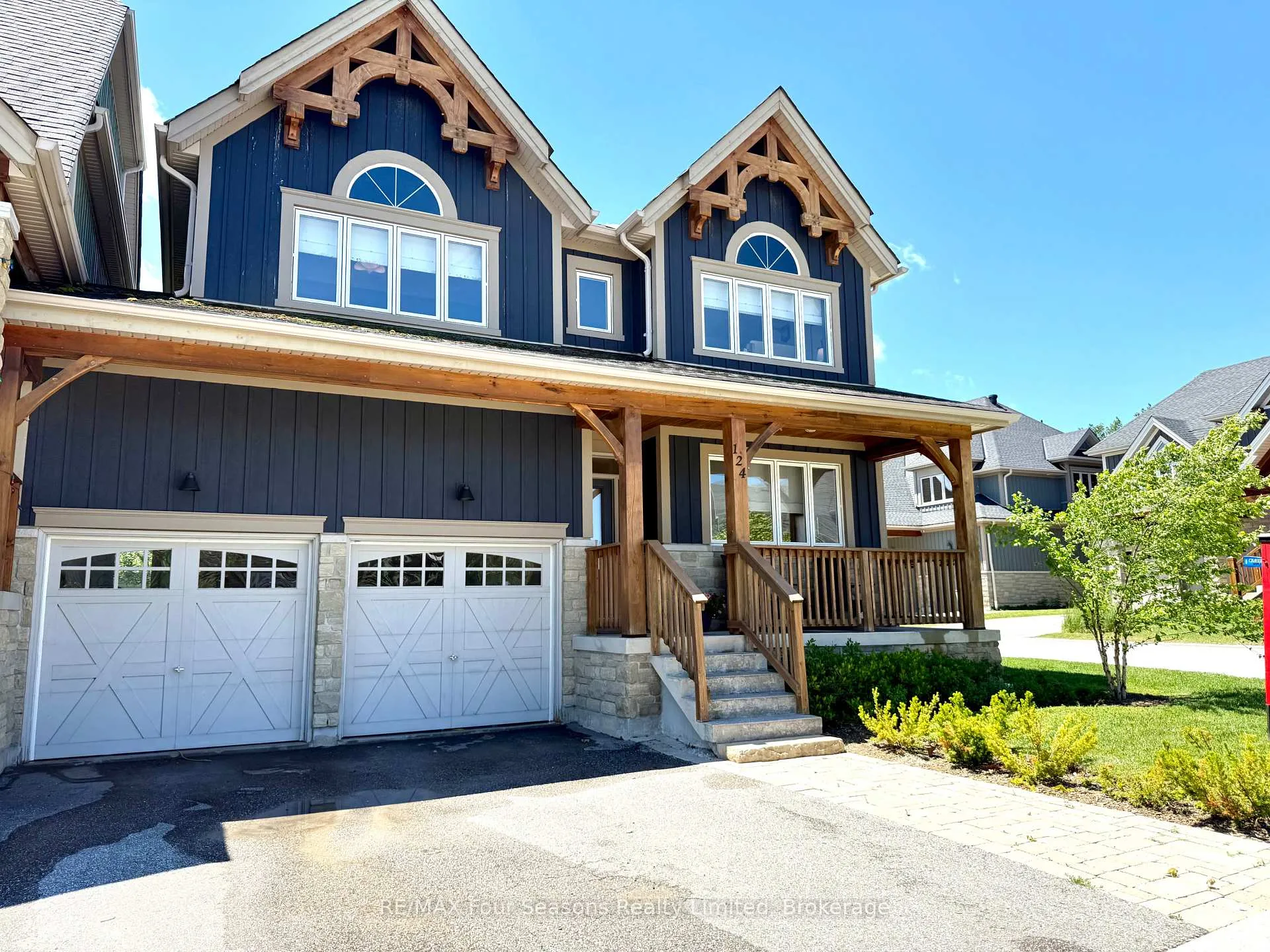 Photo 1 of 124 Birches Boulevard, Blue Mountains — HOMEH