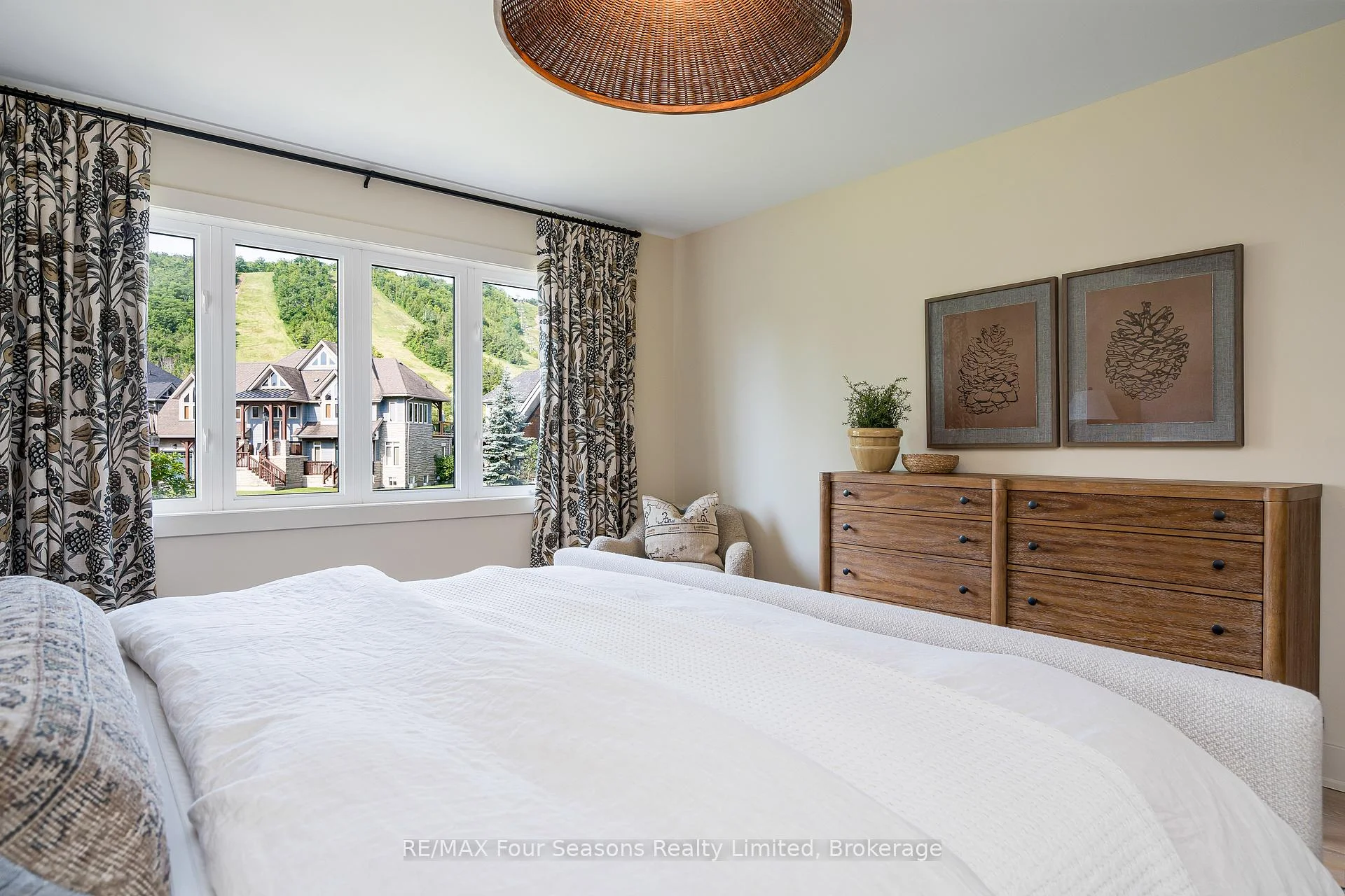Photo 75 of 124 Birches Boulevard, Blue Mountains — HOMEH