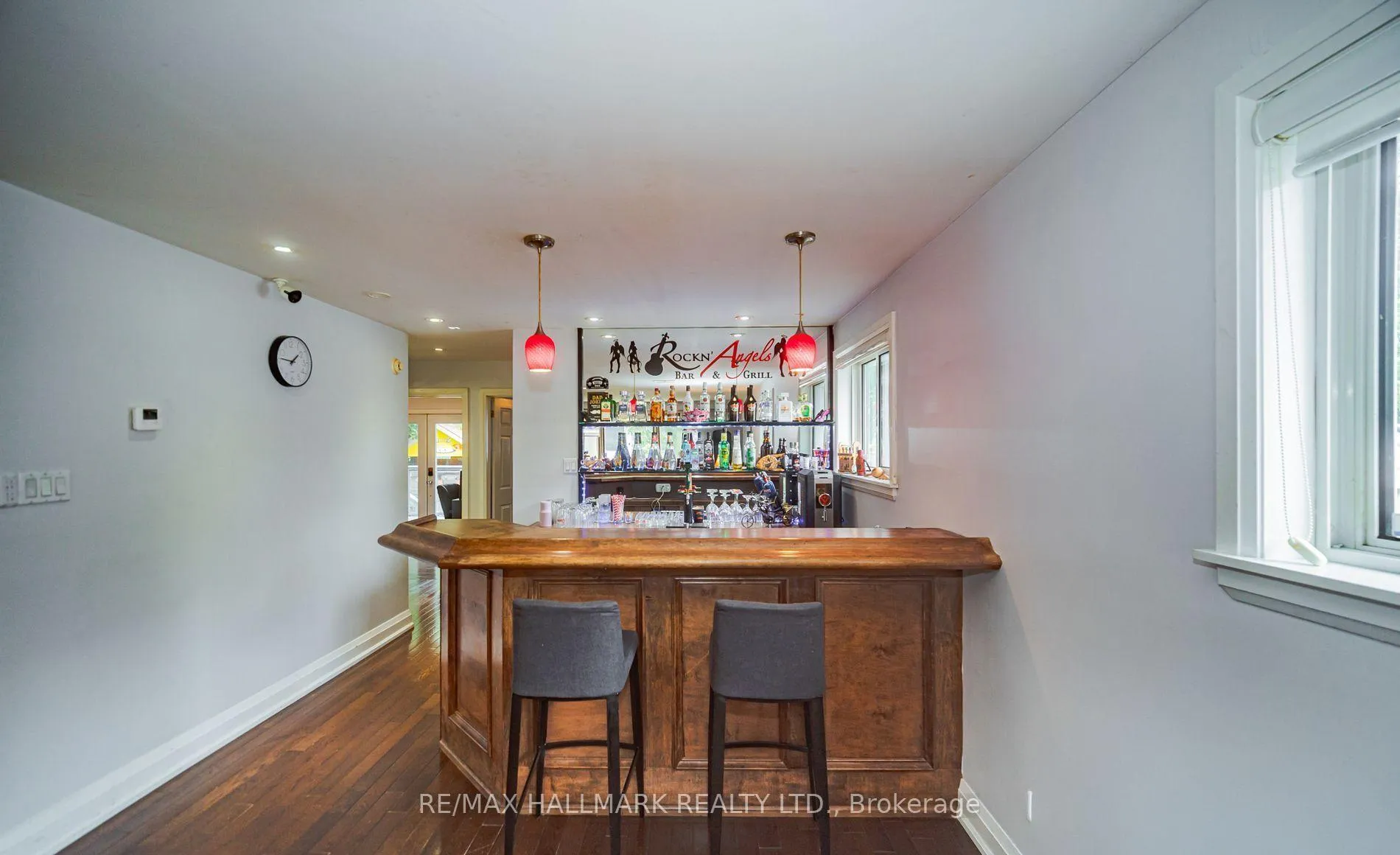 Photo 20 of 4 Devins Drive, Aurora, Aurora Heights — HOMEH