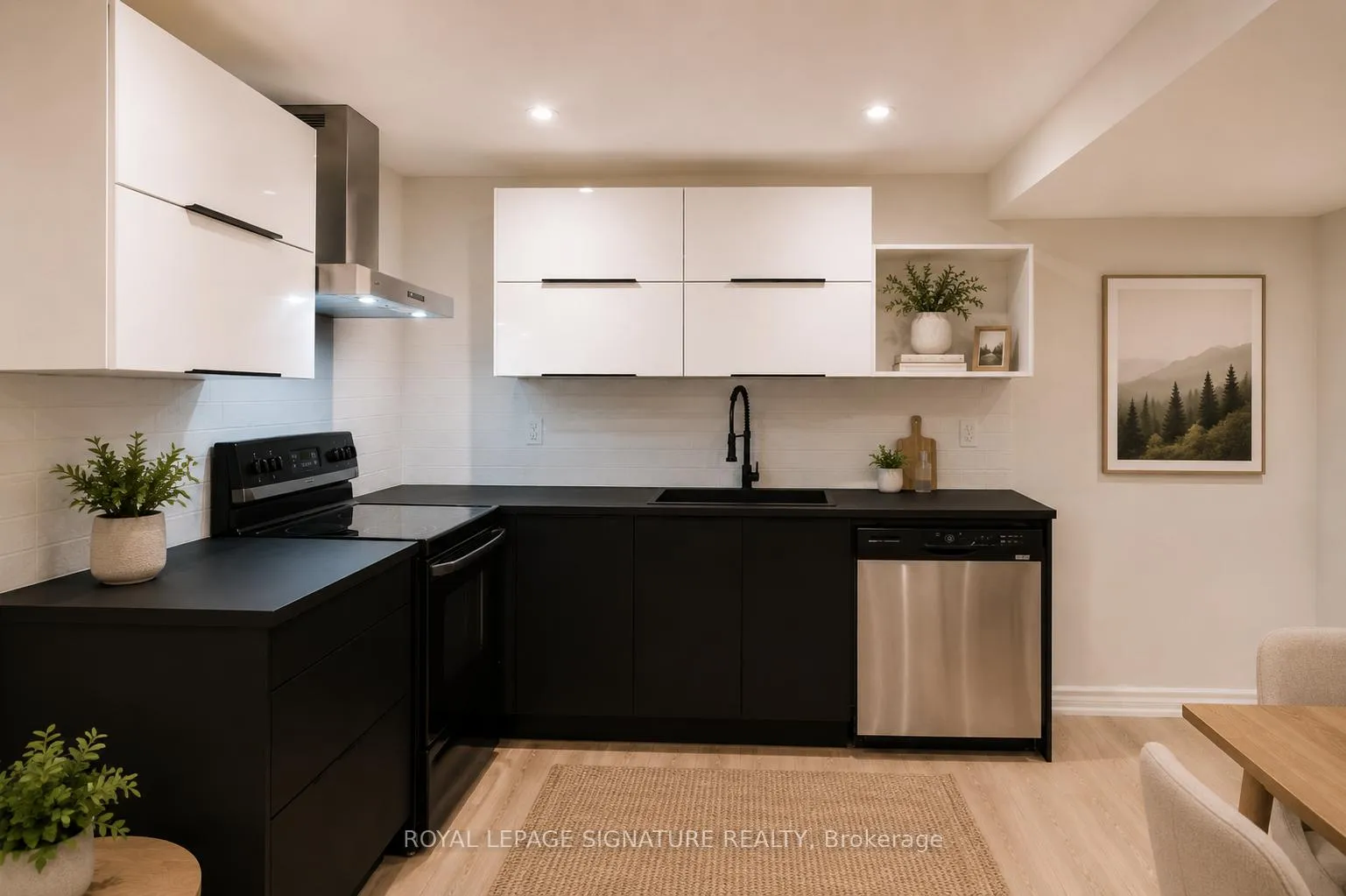 Photo 7 of Unit Bsmt, 75 Rockwood Crescent, Vaughan, Beverley Glen — HOMEH
