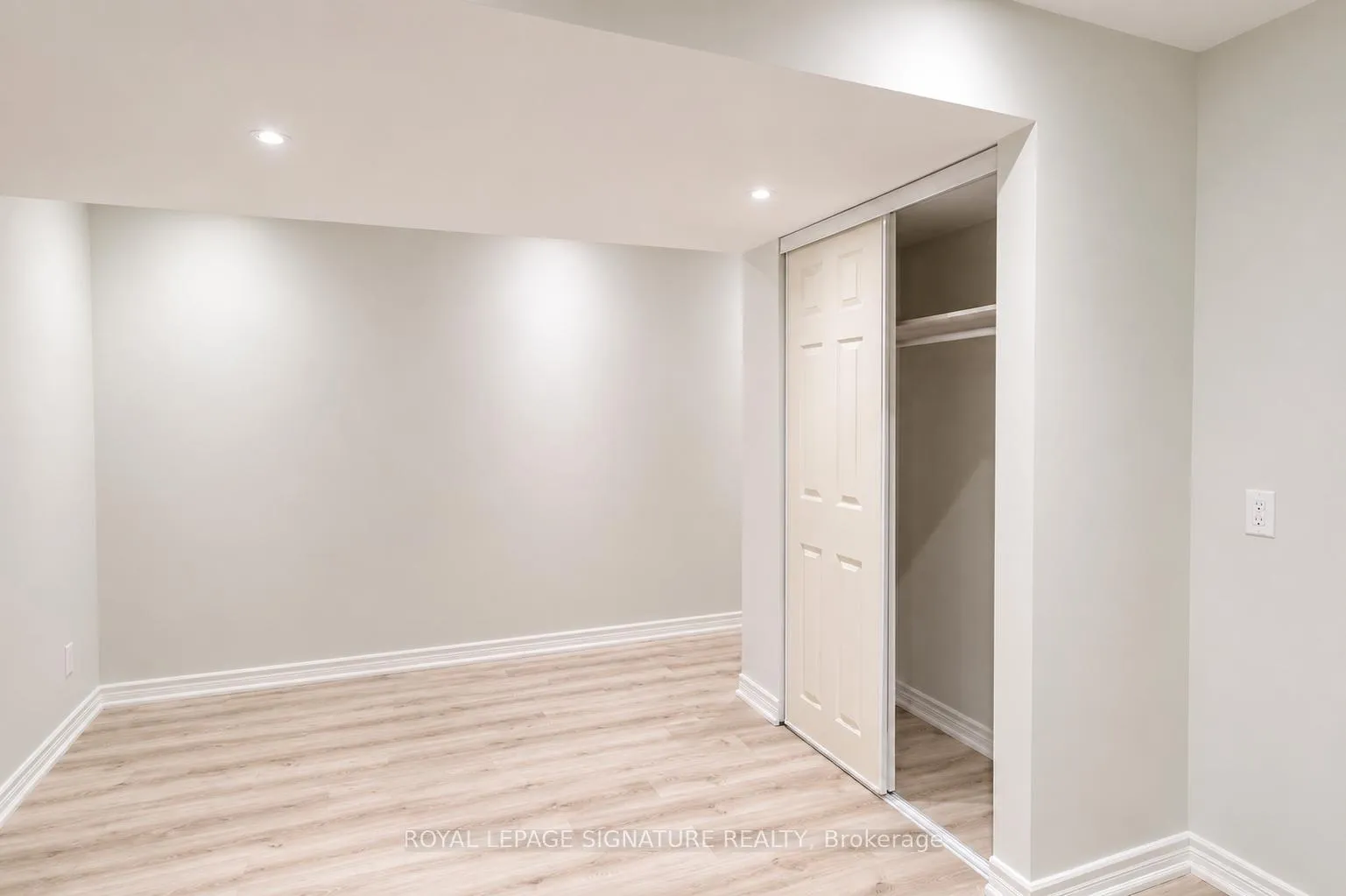 Photo 13 of Unit Bsmt, 75 Rockwood Crescent, Vaughan, Beverley Glen — HOMEH