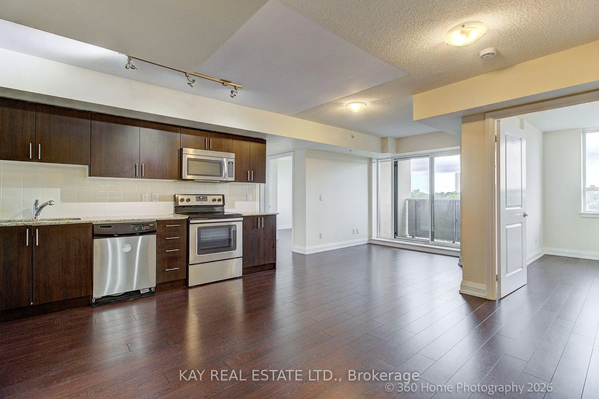 Front of Unit 612, 3520 Danforth Avenue