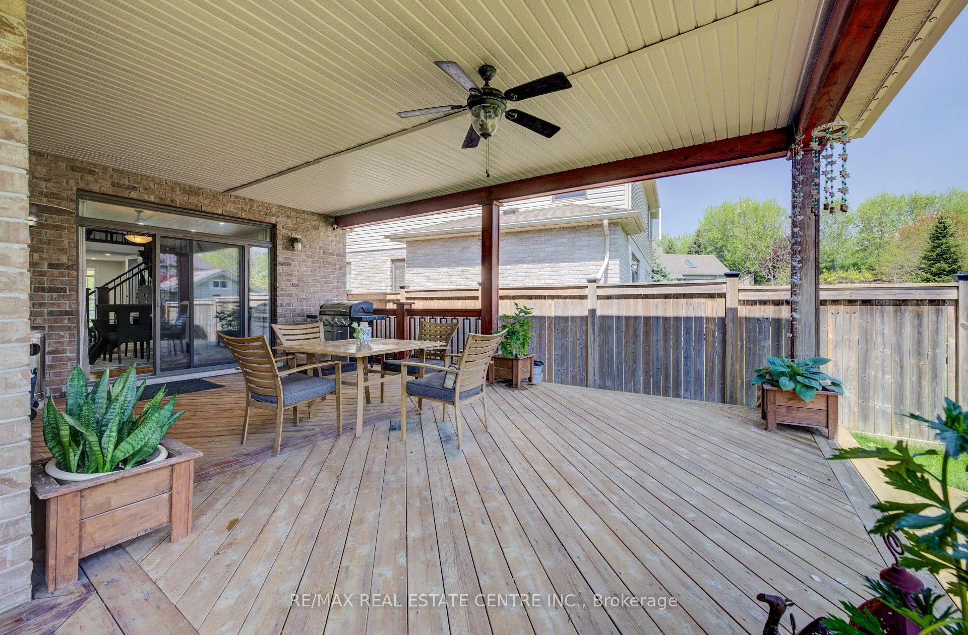 Photo 38 of 10 Deer Creek Street, Kitchener, Grand River South — HOMEH