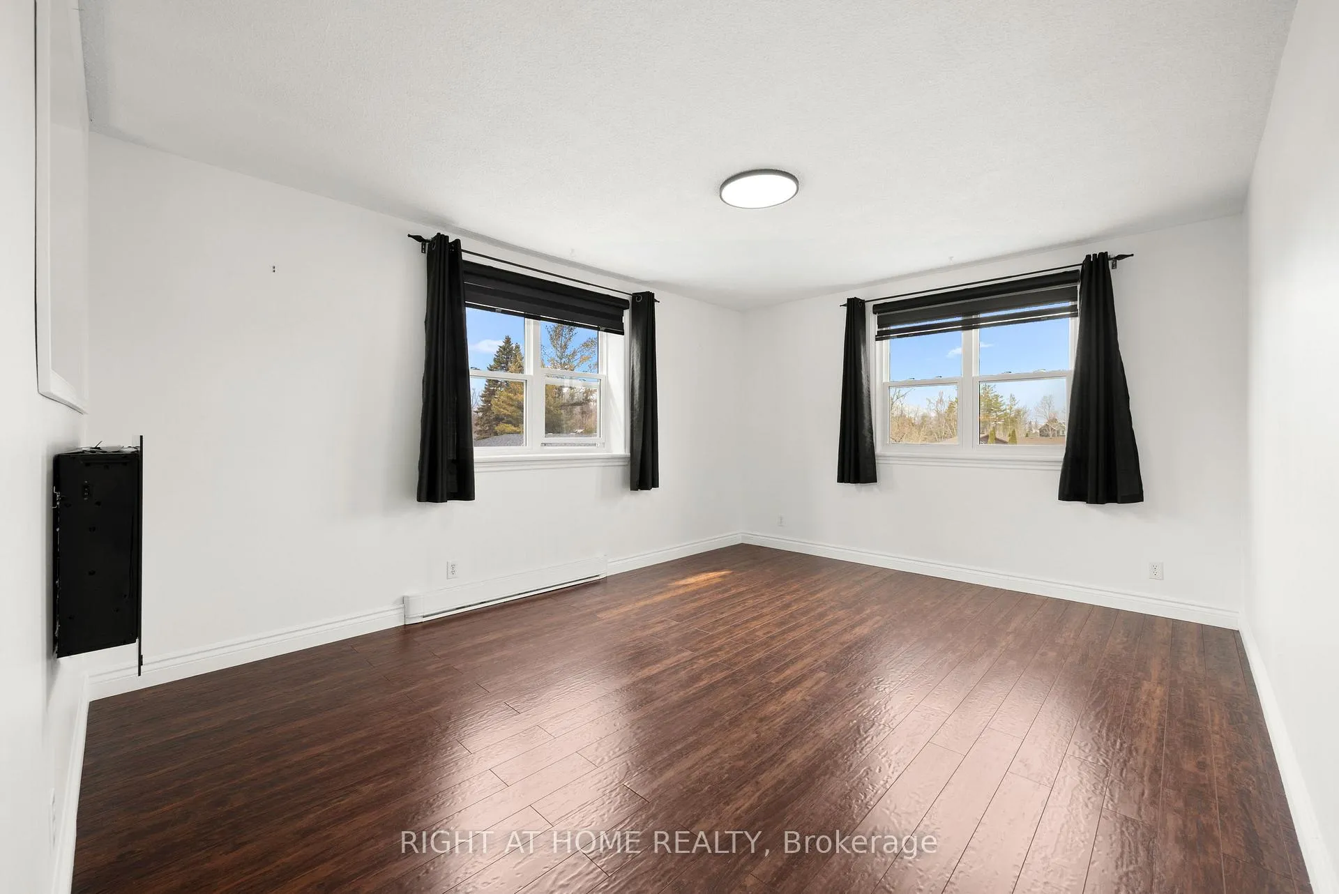 Photo 7 of 12 Maple Grove Road, Kawartha Lakes, Lindsay — HOMEH