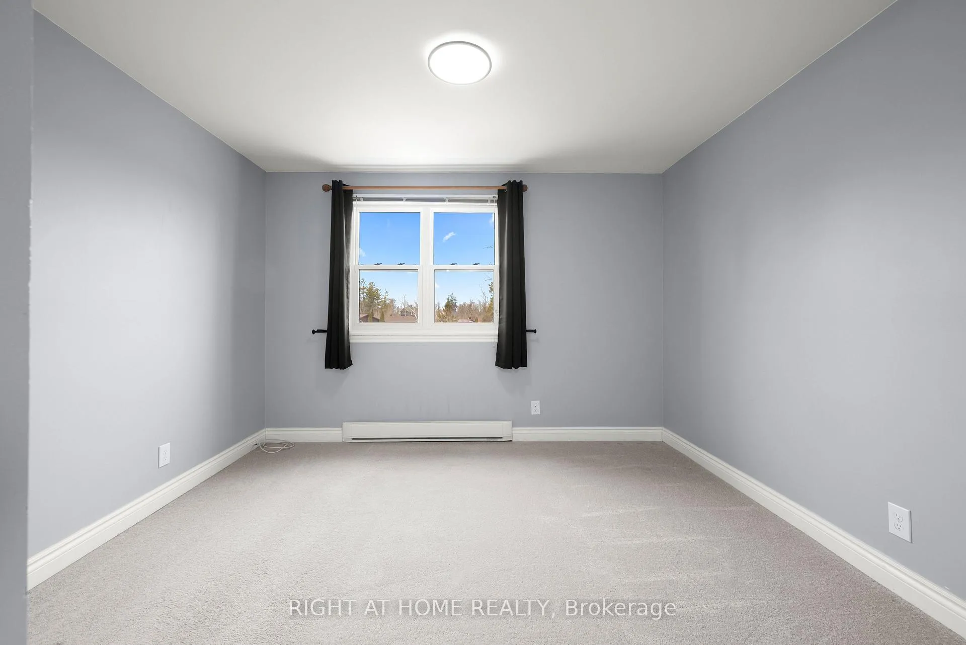 Photo 16 of 12 Maple Grove Road, Kawartha Lakes, Lindsay — HOMEH