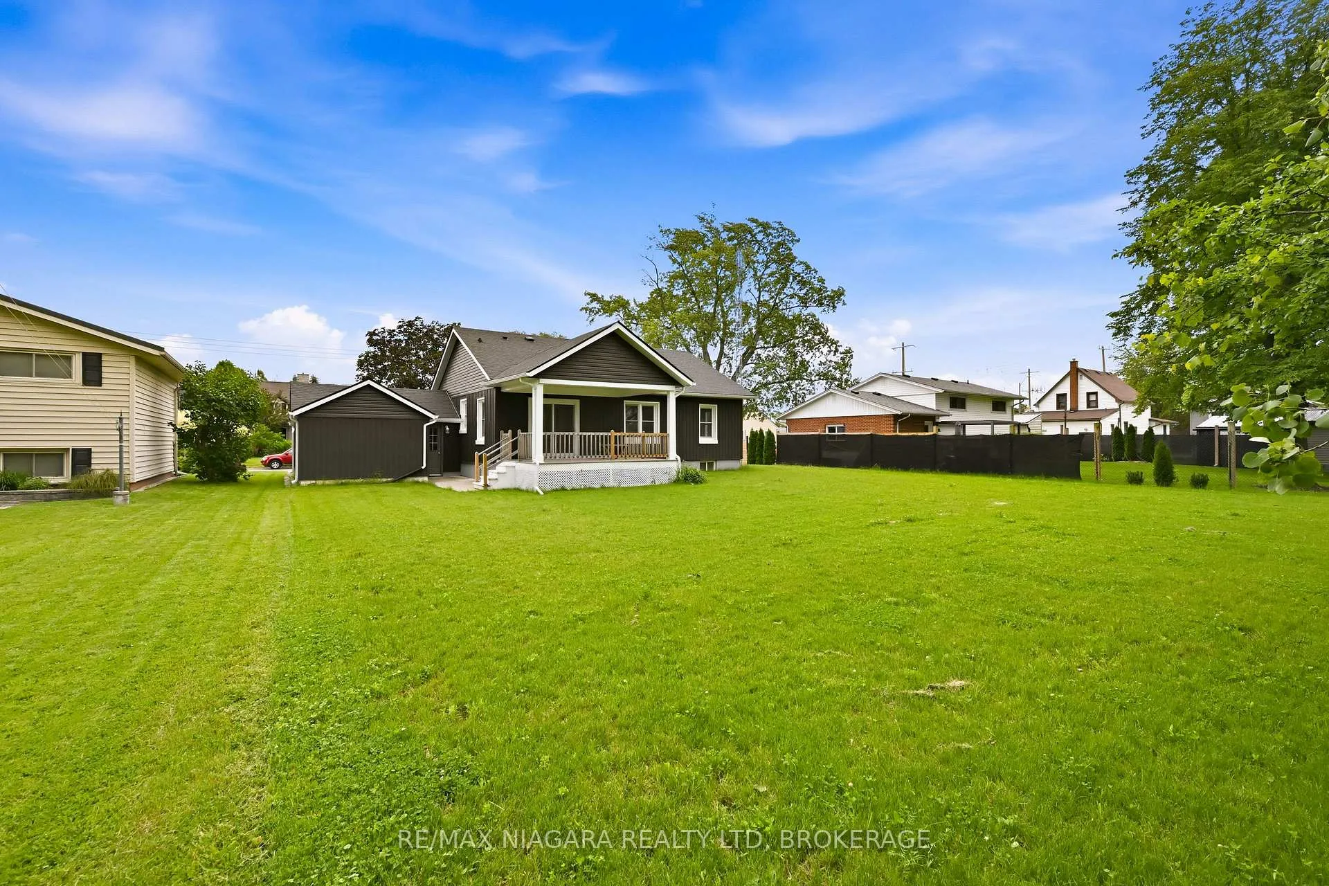 Photo 24 of 611 Clare Avenue, Welland, N. Welland — HOMEH