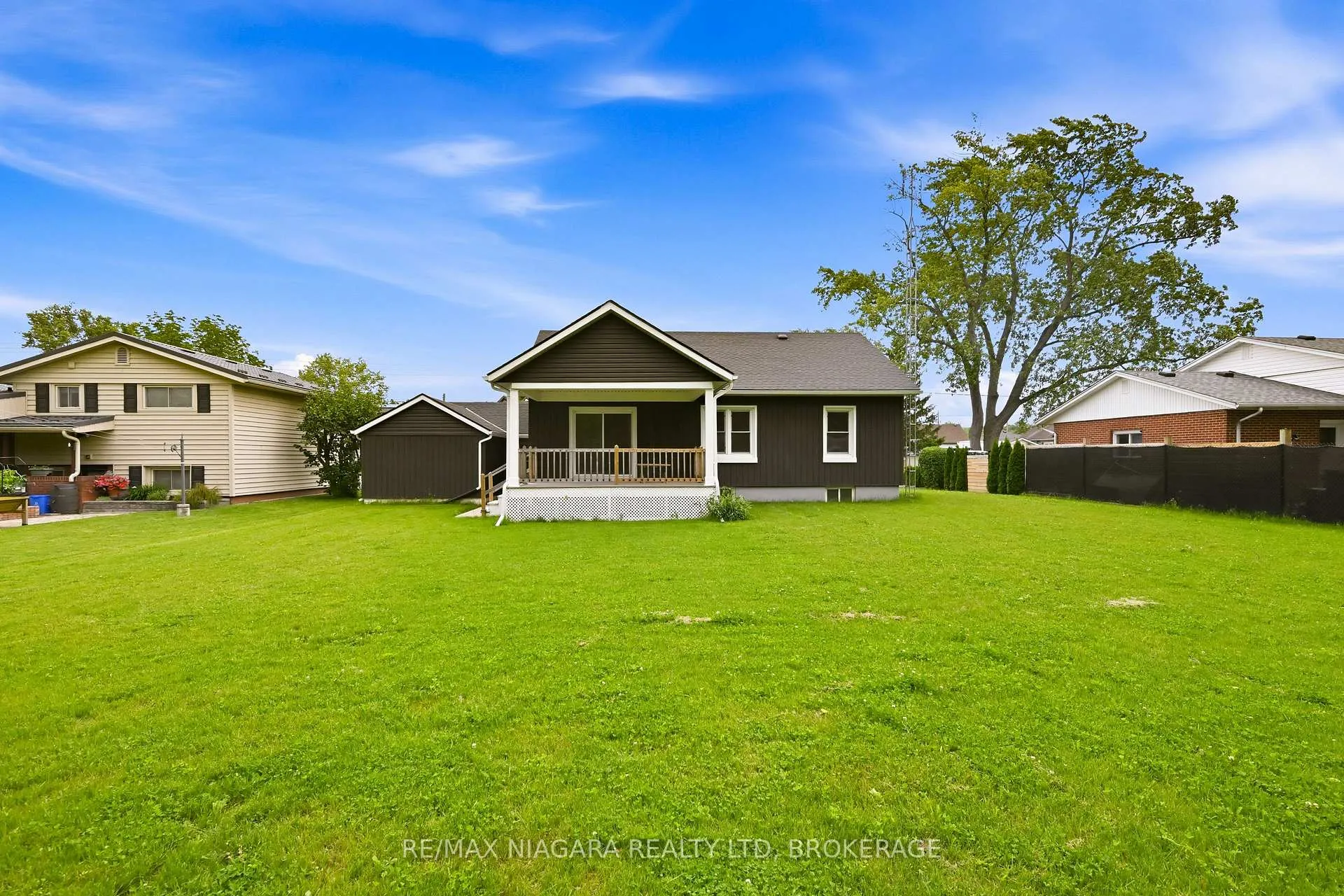 Photo 25 of 611 Clare Avenue, Welland, N. Welland — HOMEH