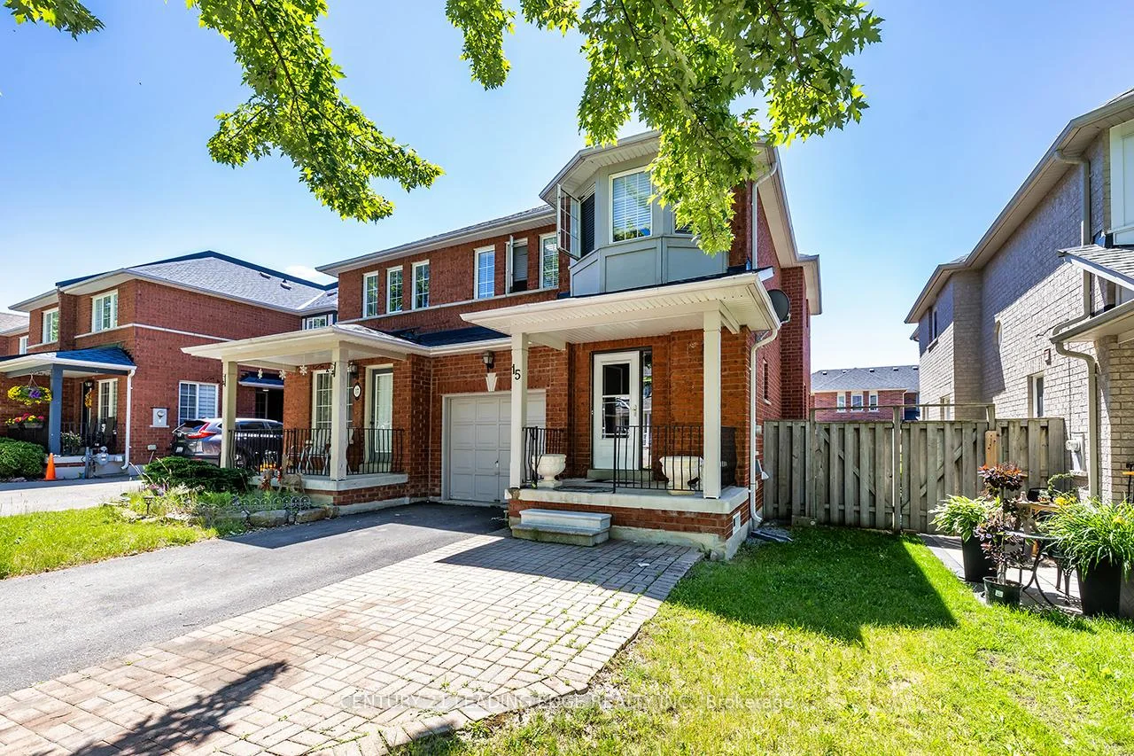 Photo 2 of 15 Warren Bradley Street, Markham, Berczy — HOMEH