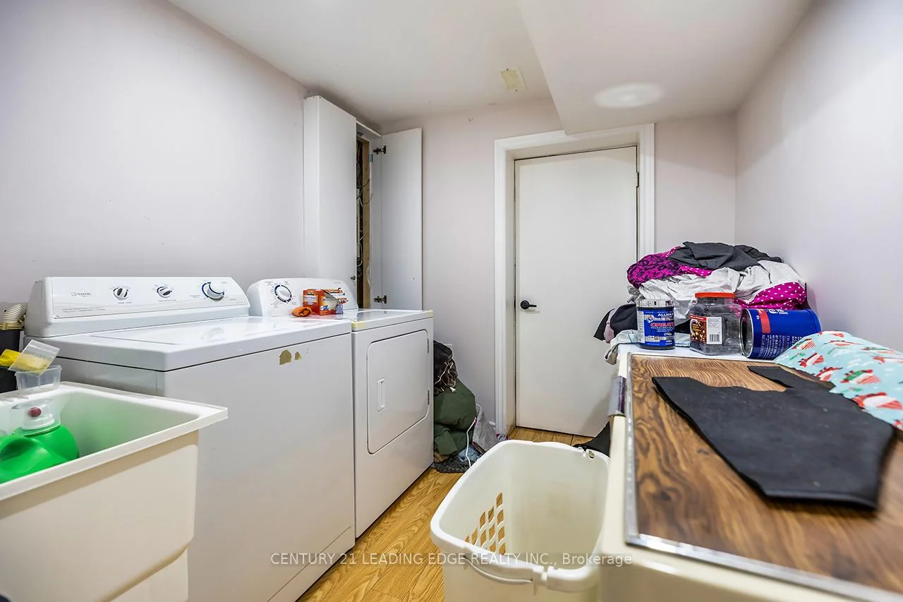 Photo 29 of 15 Warren Bradley Street, Markham, Berczy — HOMEH