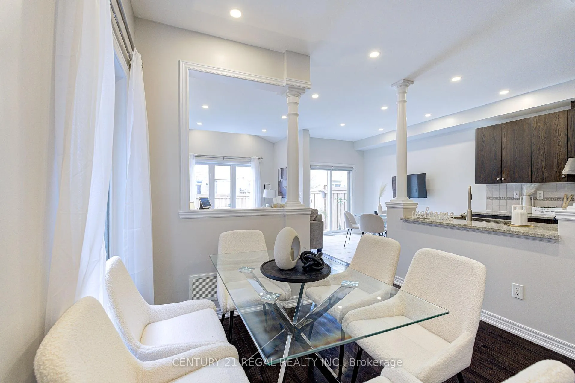 Photo 12 of 32 Wasaga Road, Brampton, Credit Valley — HOMEH