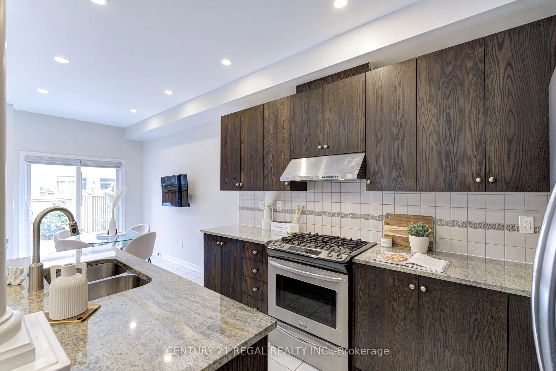 Photo 25 of 32 Wasaga Road, Brampton, Credit Valley — HOMEH
