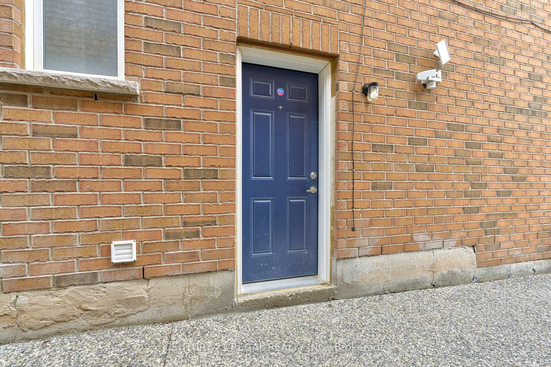 Photo 39 of 32 Wasaga Road, Brampton, Credit Valley — HOMEH