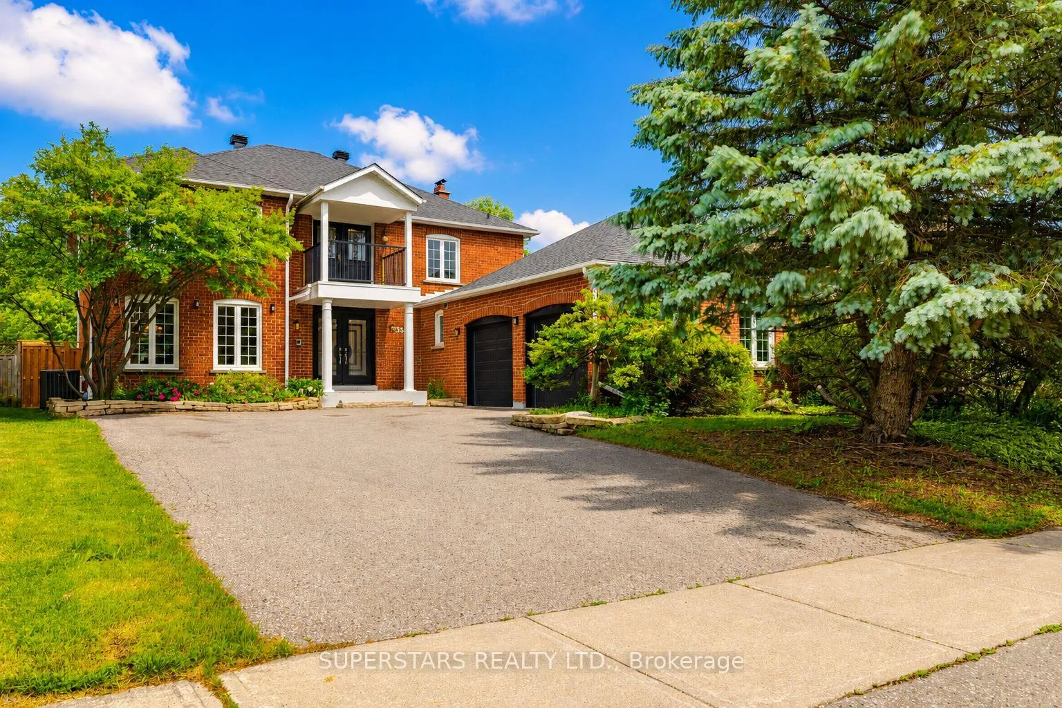 Photo 1 of 352 Kennedy Street W, Aurora, Aurora Highlands — HOMEH