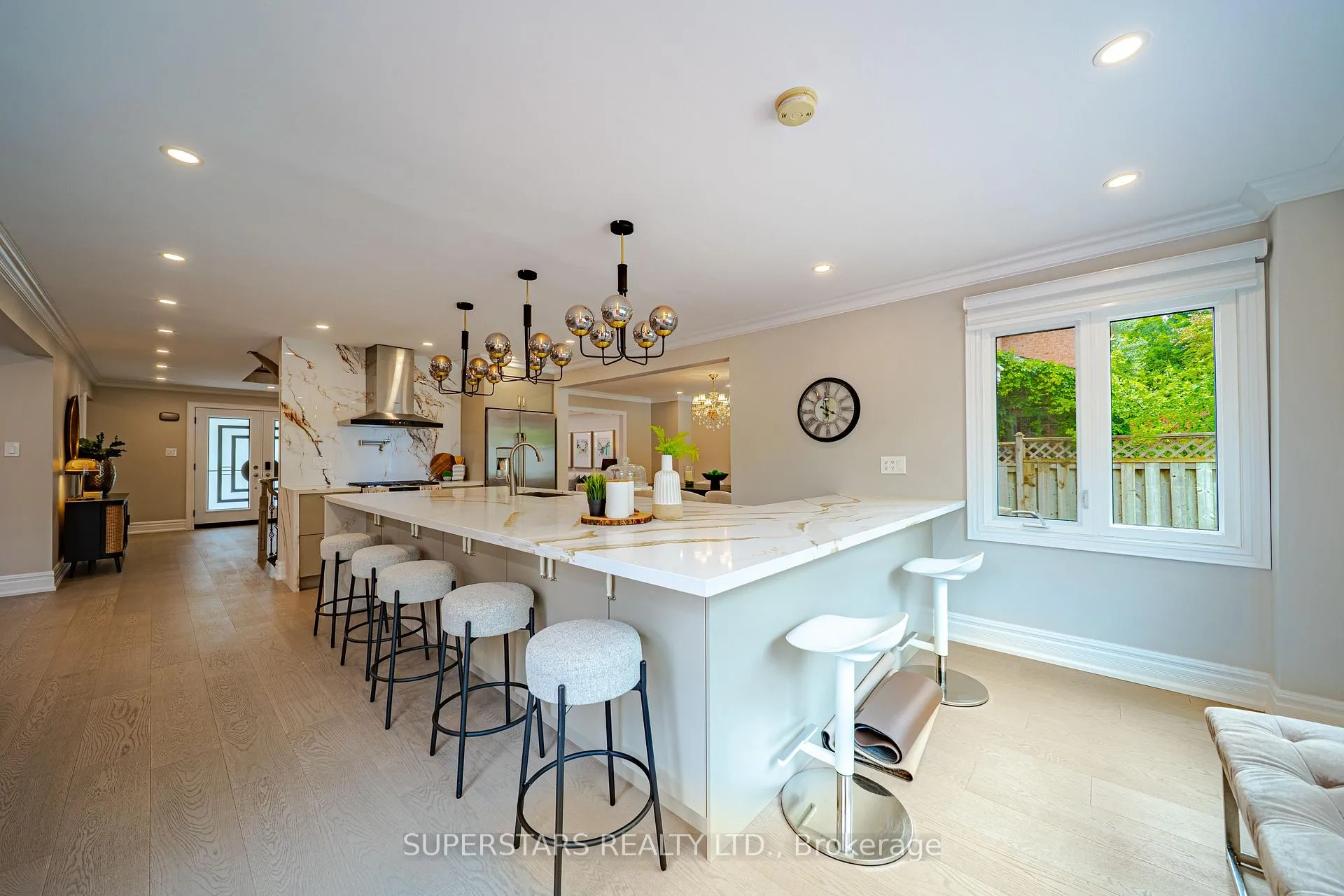 Photo 15 of 352 Kennedy Street W, Aurora, Aurora Highlands — HOMEH