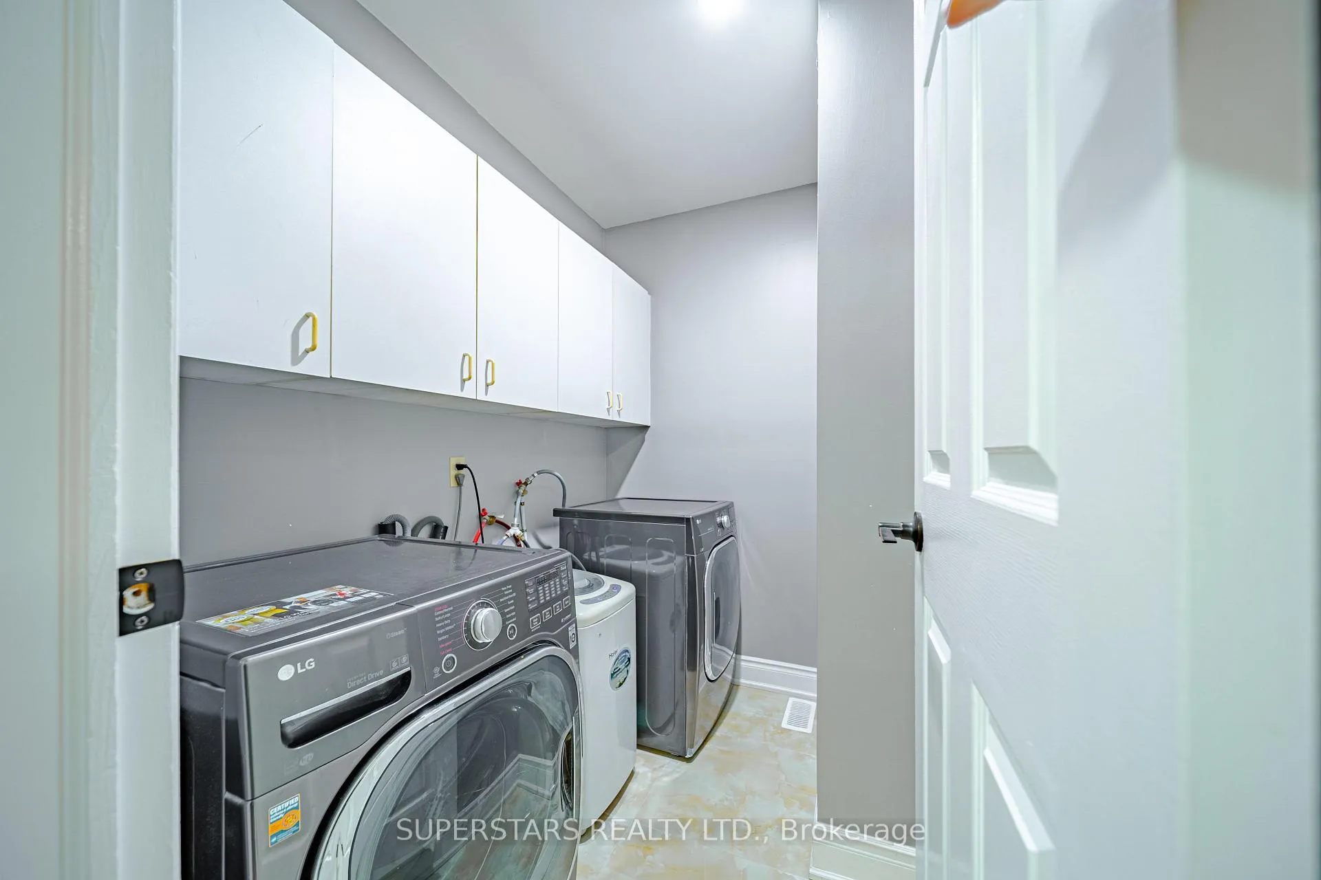 Photo 22 of 352 Kennedy Street W, Aurora, Aurora Highlands — HOMEH