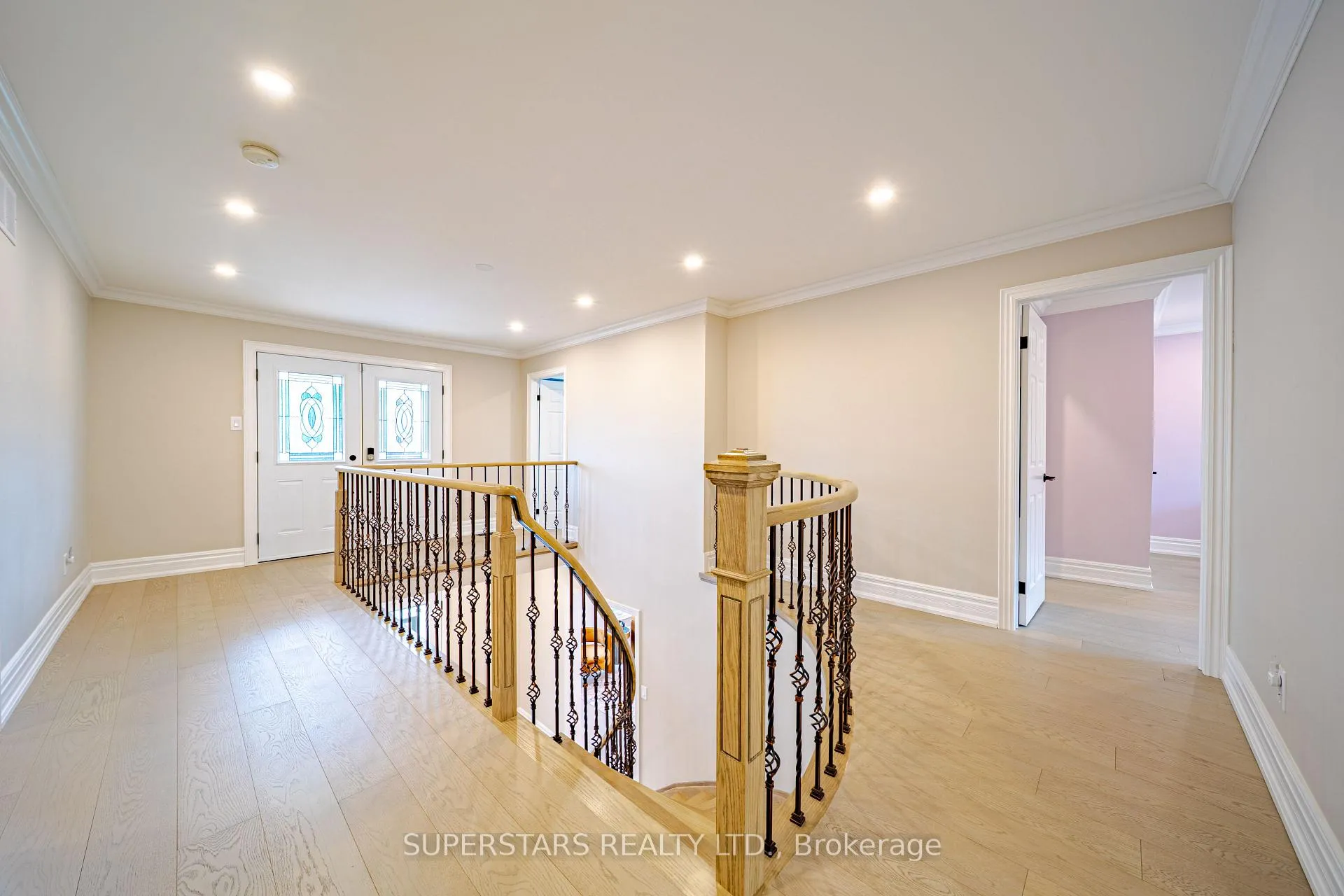 Photo 24 of 352 Kennedy Street W, Aurora, Aurora Highlands — HOMEH