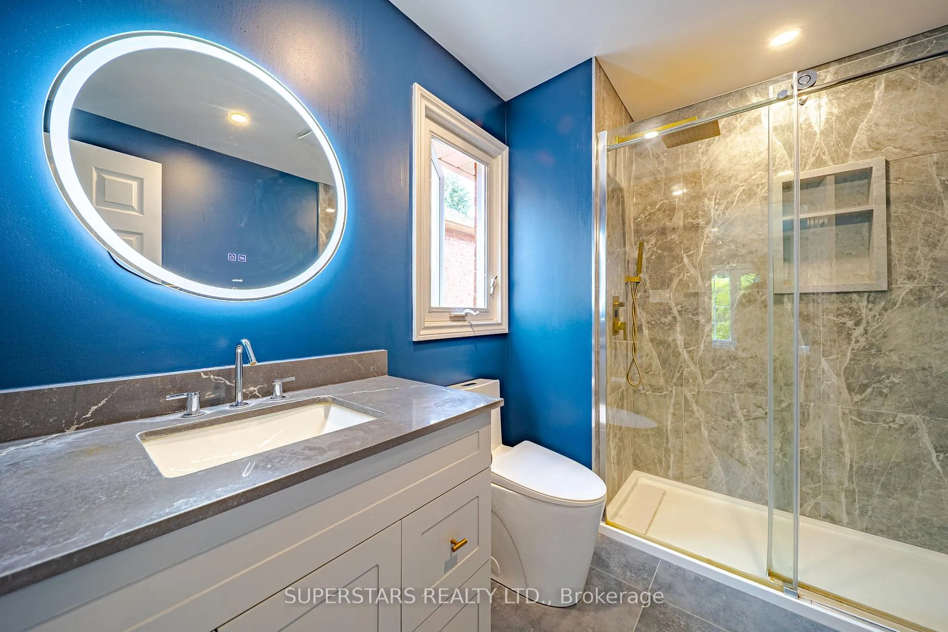 Photo 37 of 352 Kennedy Street W, Aurora, Aurora Highlands — HOMEH