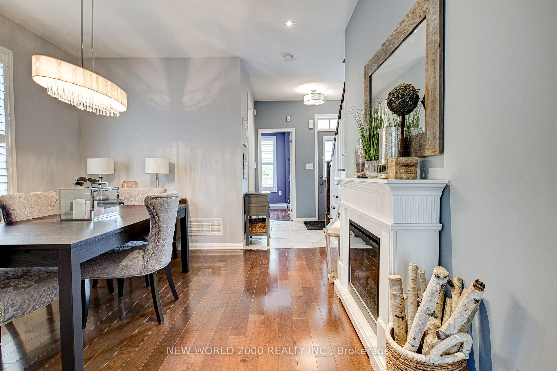 Photo 10 of 131 Chase Crescent, Cambridge, Silver Heights — HOMEH