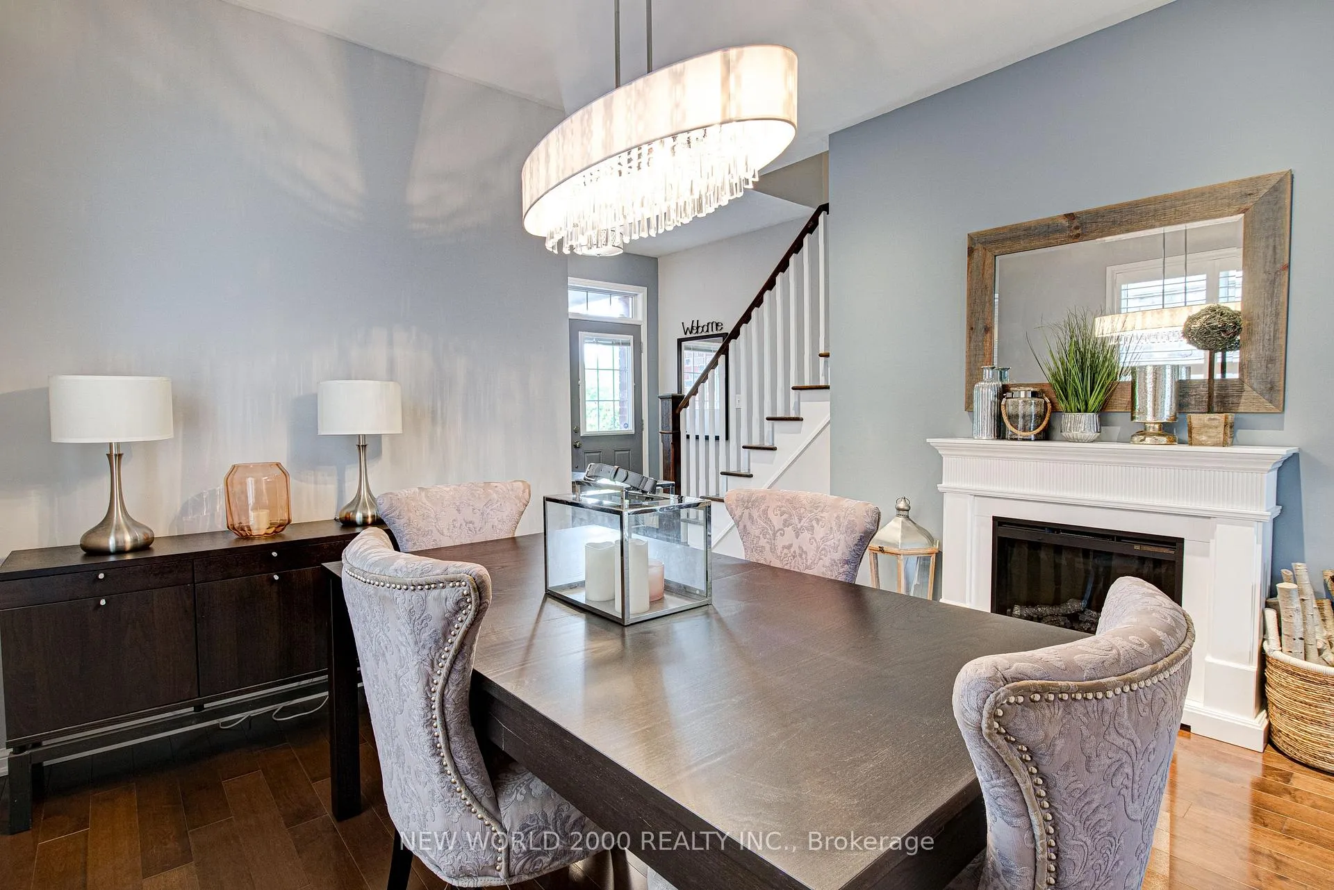Photo 11 of 131 Chase Crescent, Cambridge, Silver Heights — HOMEH