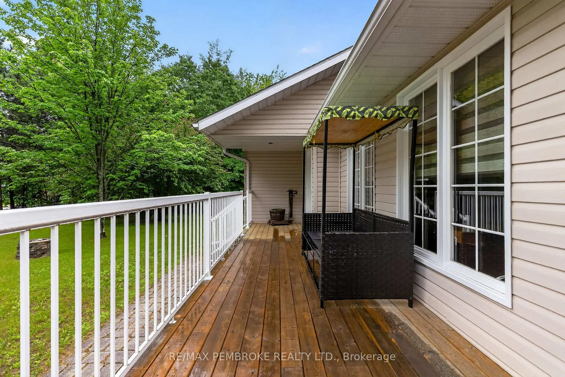 Photo 7 of 246 Blackbay Road, Petawawa, Petawawa — HOMEH