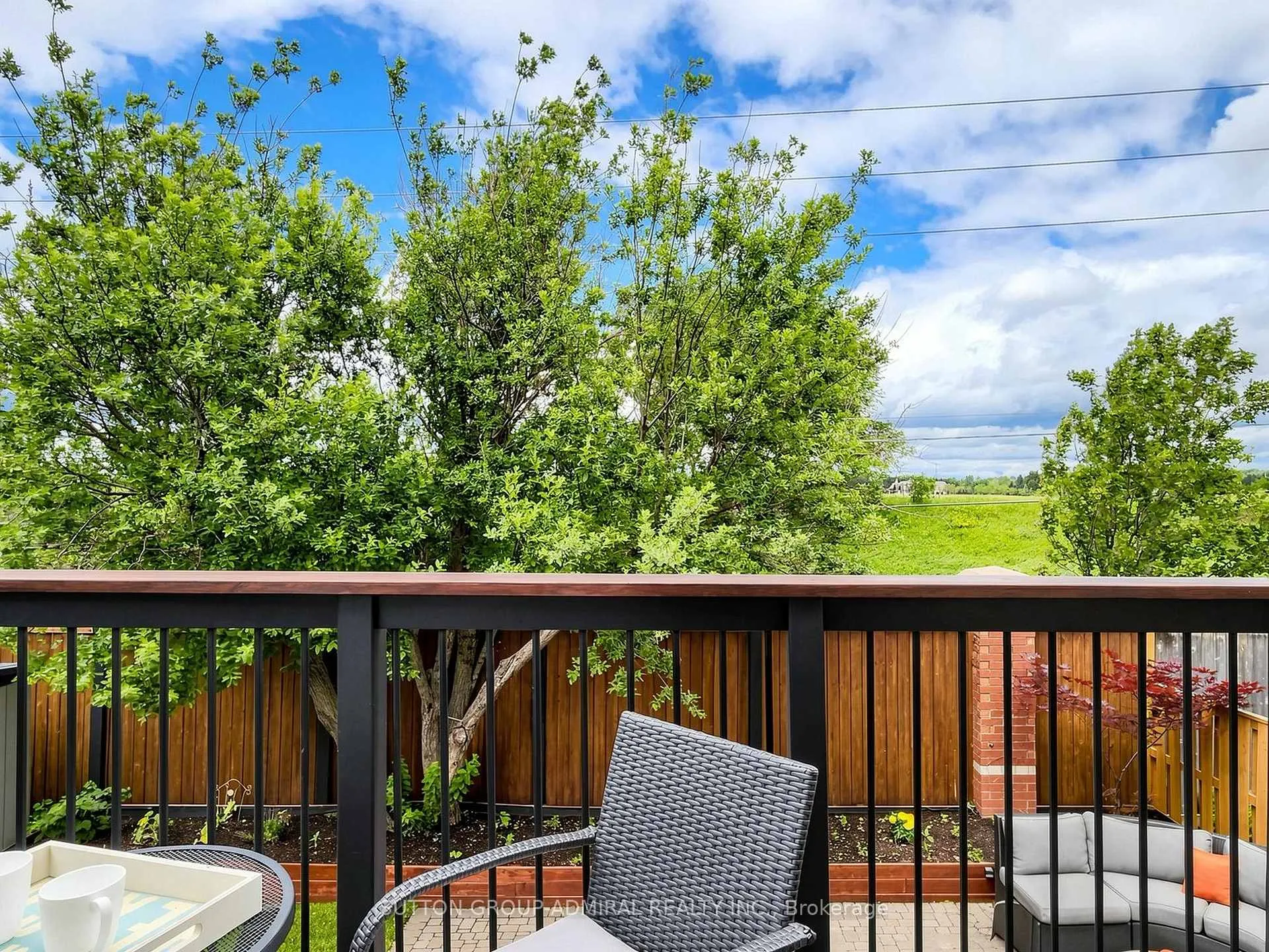 Photo 21 of 32 Beaverbrook Crescent, Vaughan, Rural Vaughan — HOMEH