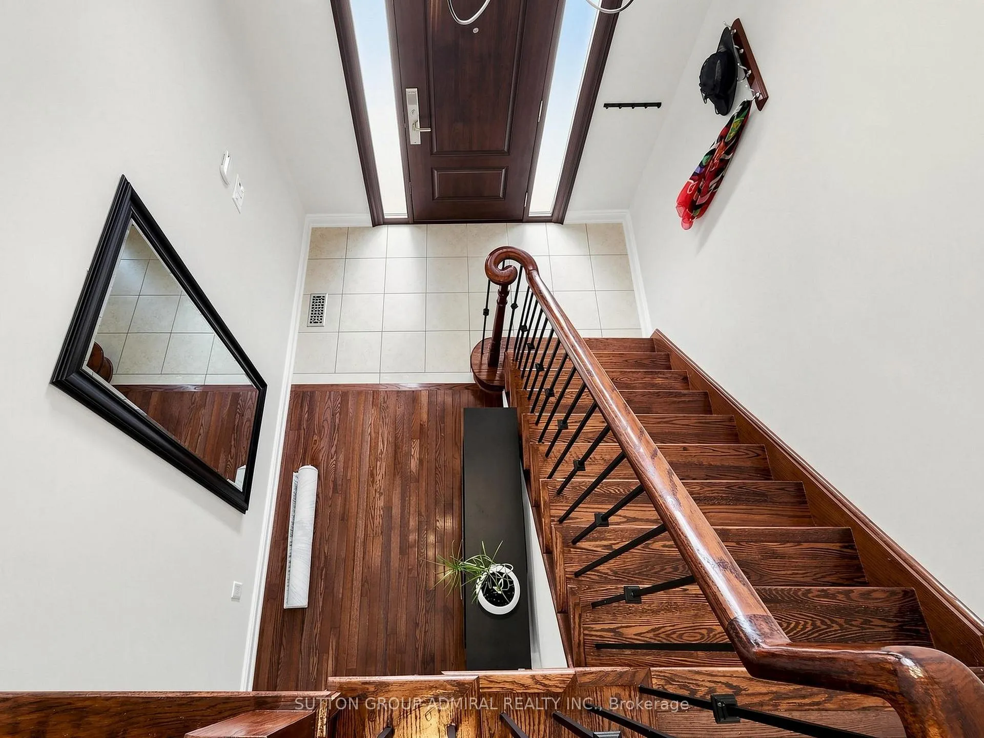 Photo 23 of 32 Beaverbrook Crescent, Vaughan, Rural Vaughan — HOMEH