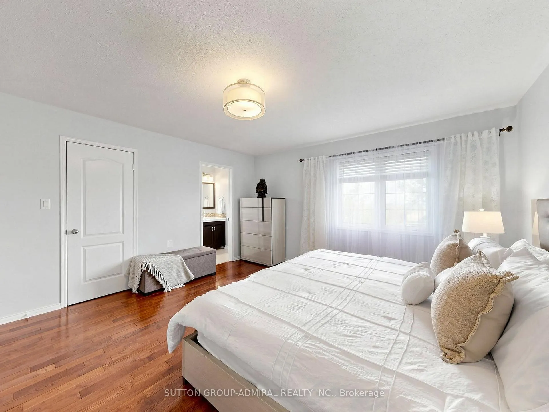 Photo 27 of 32 Beaverbrook Crescent, Vaughan, Rural Vaughan — HOMEH