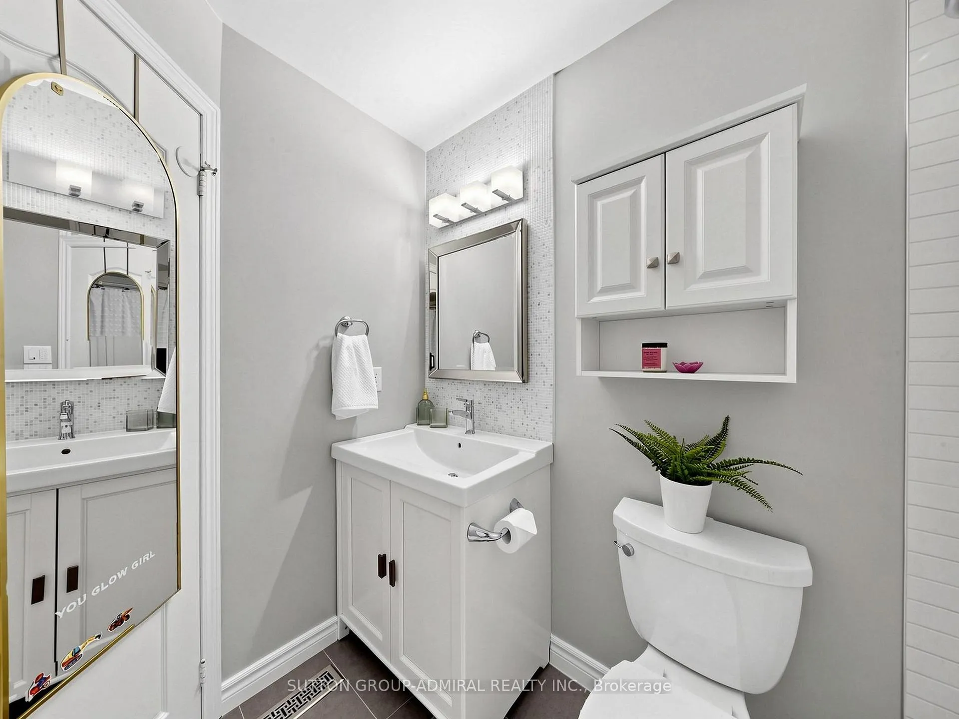 Photo 35 of 32 Beaverbrook Crescent, Vaughan, Rural Vaughan — HOMEH