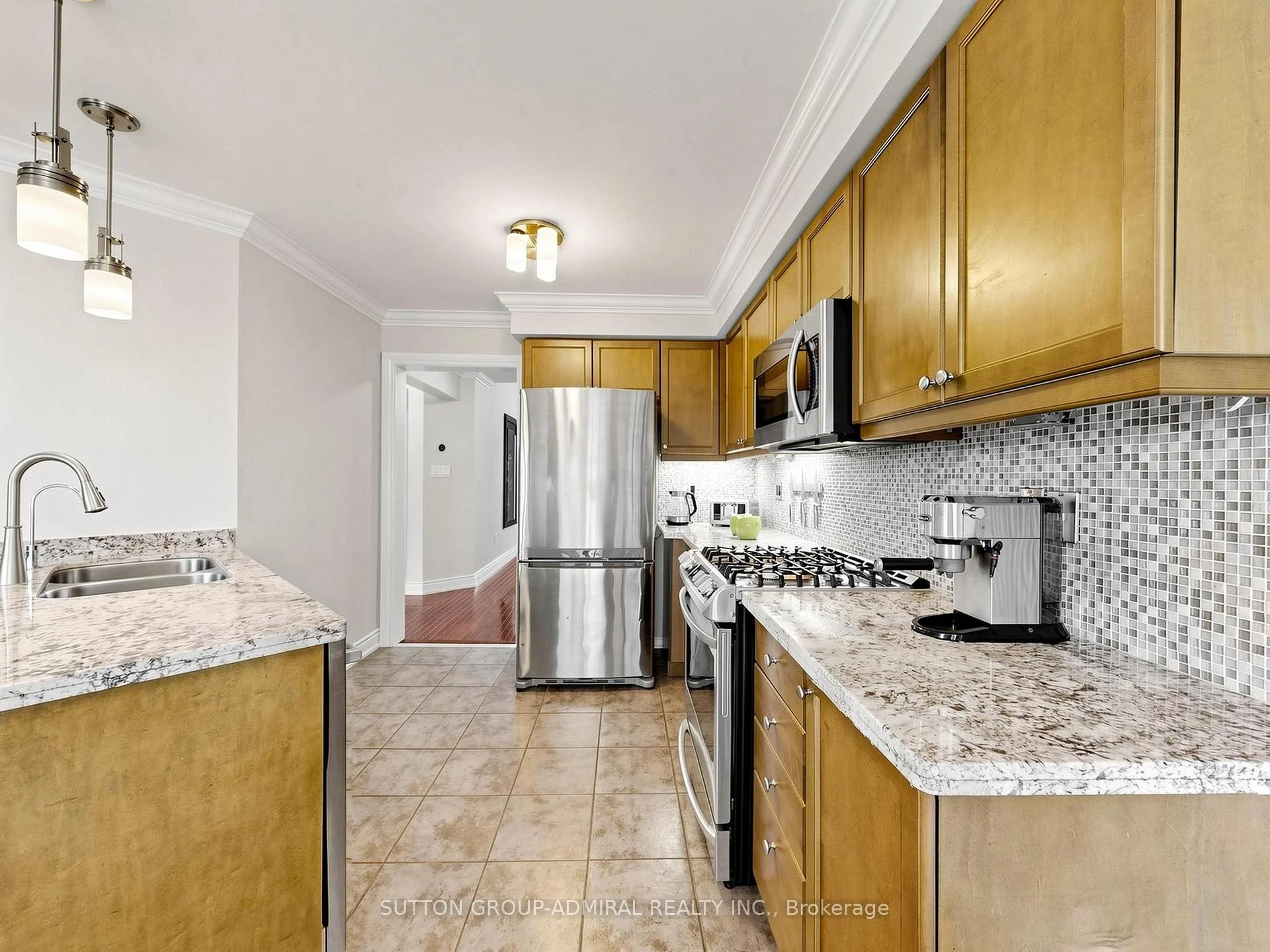 Photo 31 of 32 Beaverbrook Crescent, Vaughan, Rural Vaughan — HOMEH